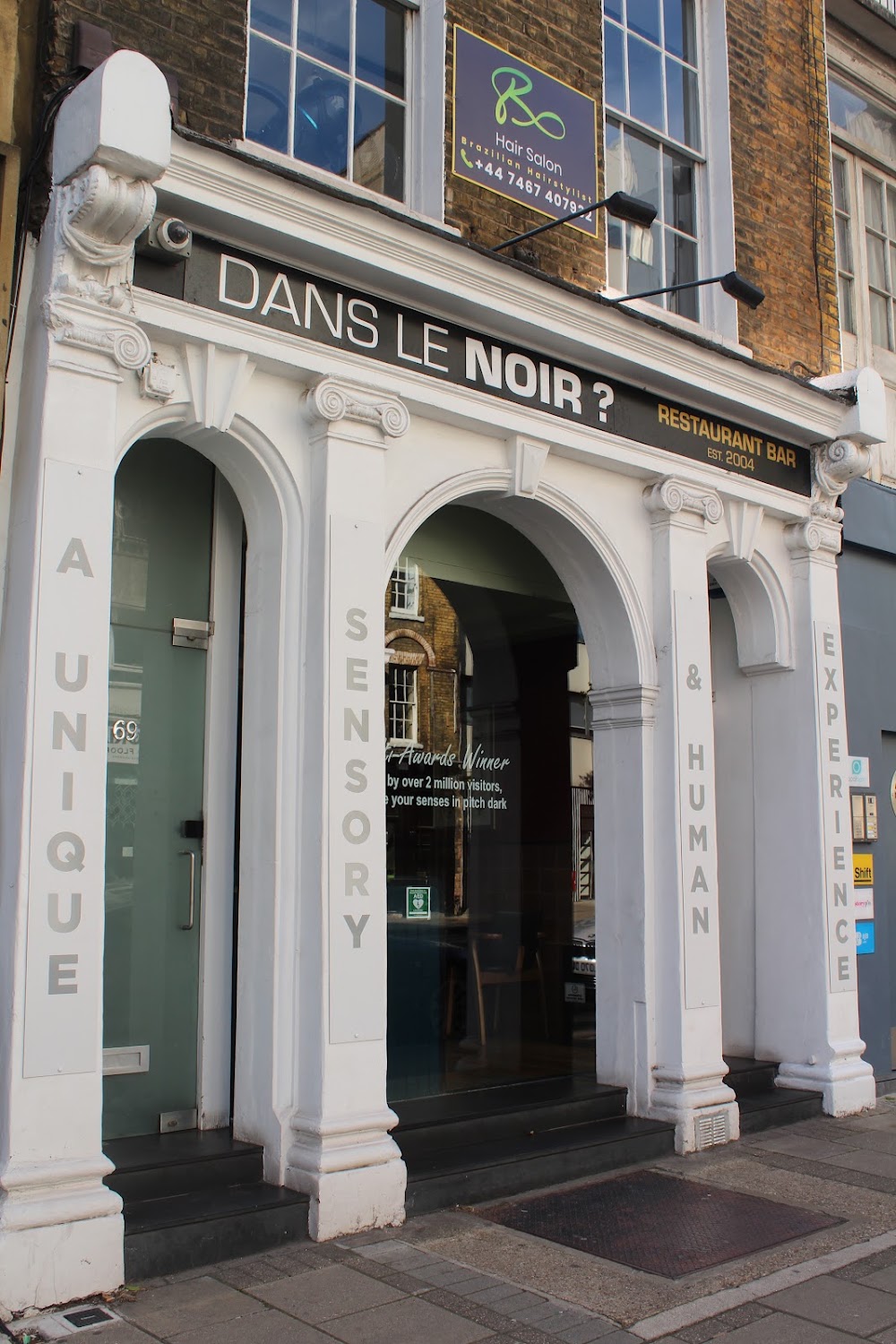 Dans le Noir ? London Restaurant