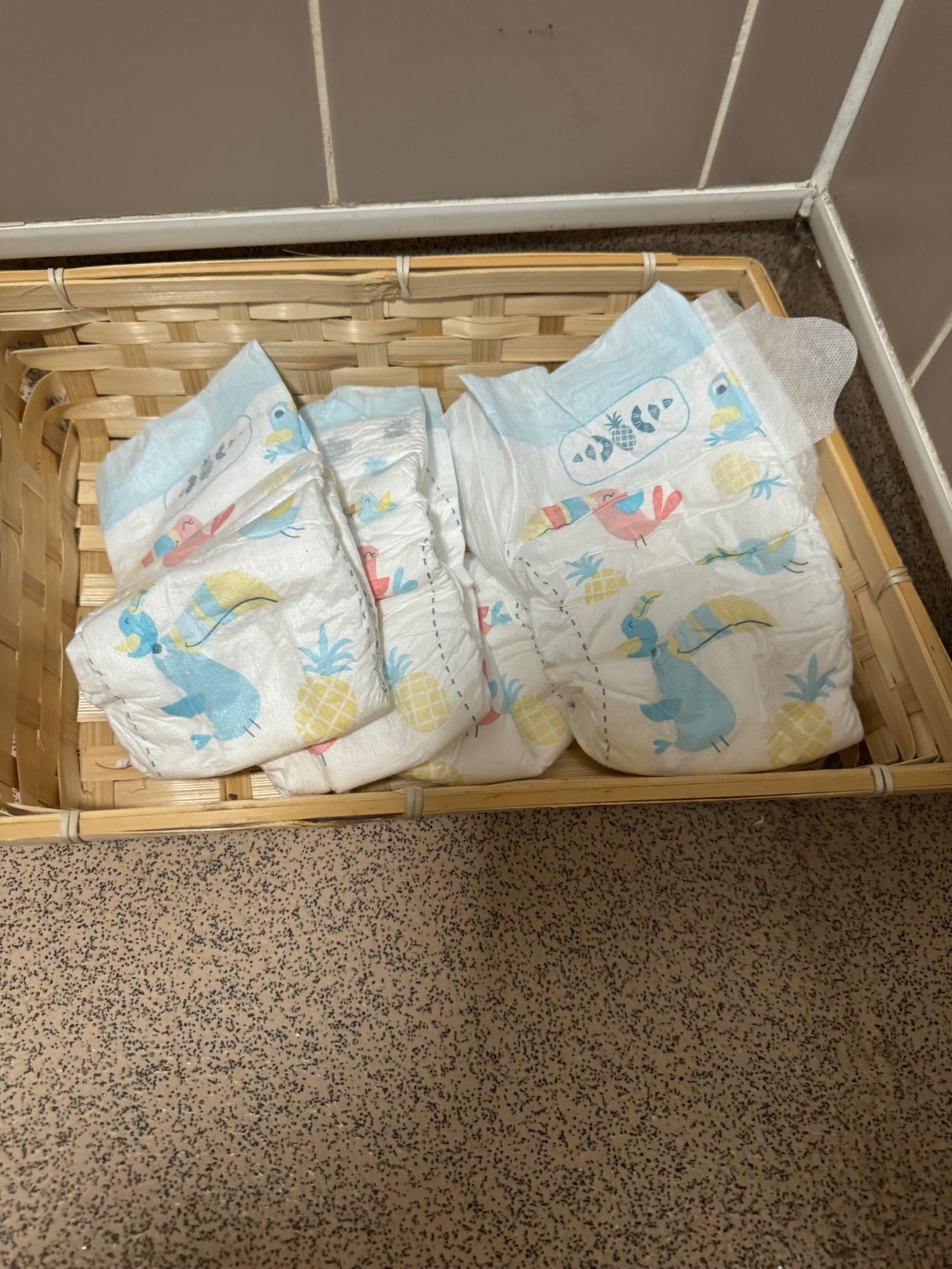 Fresh nappy’s for baby’s looks like new born size