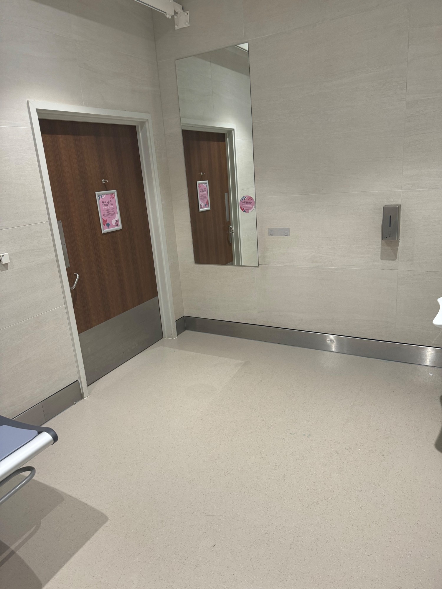 Wide doorway full body mirror