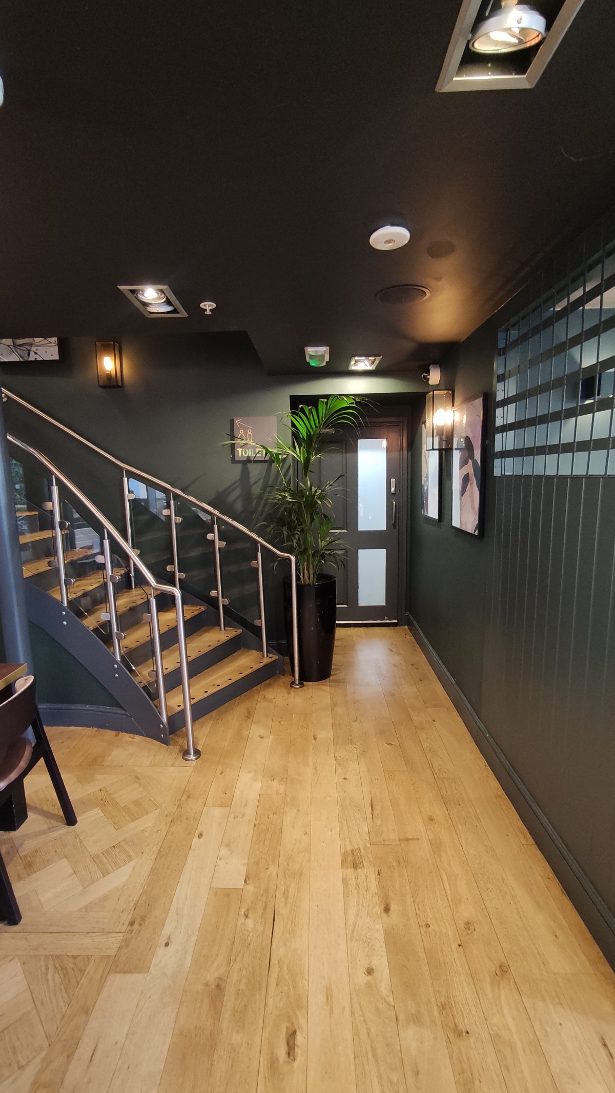 Indoor – Upstairs space