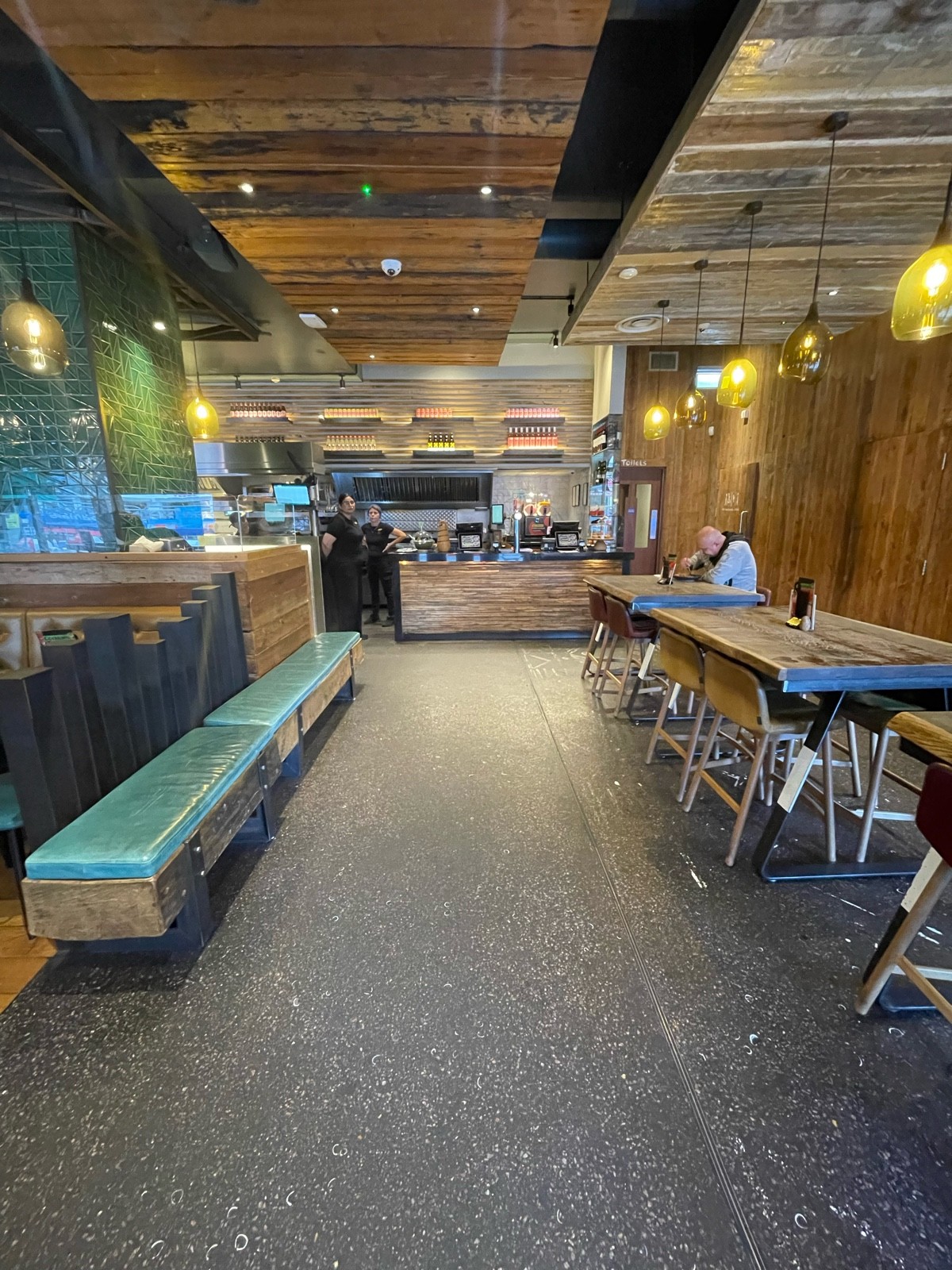 Indoor – Front space