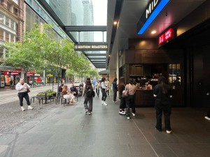 Open archway to kiosk service counter.