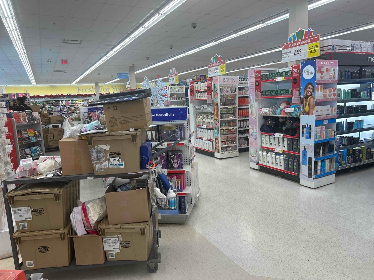 Main Aisle