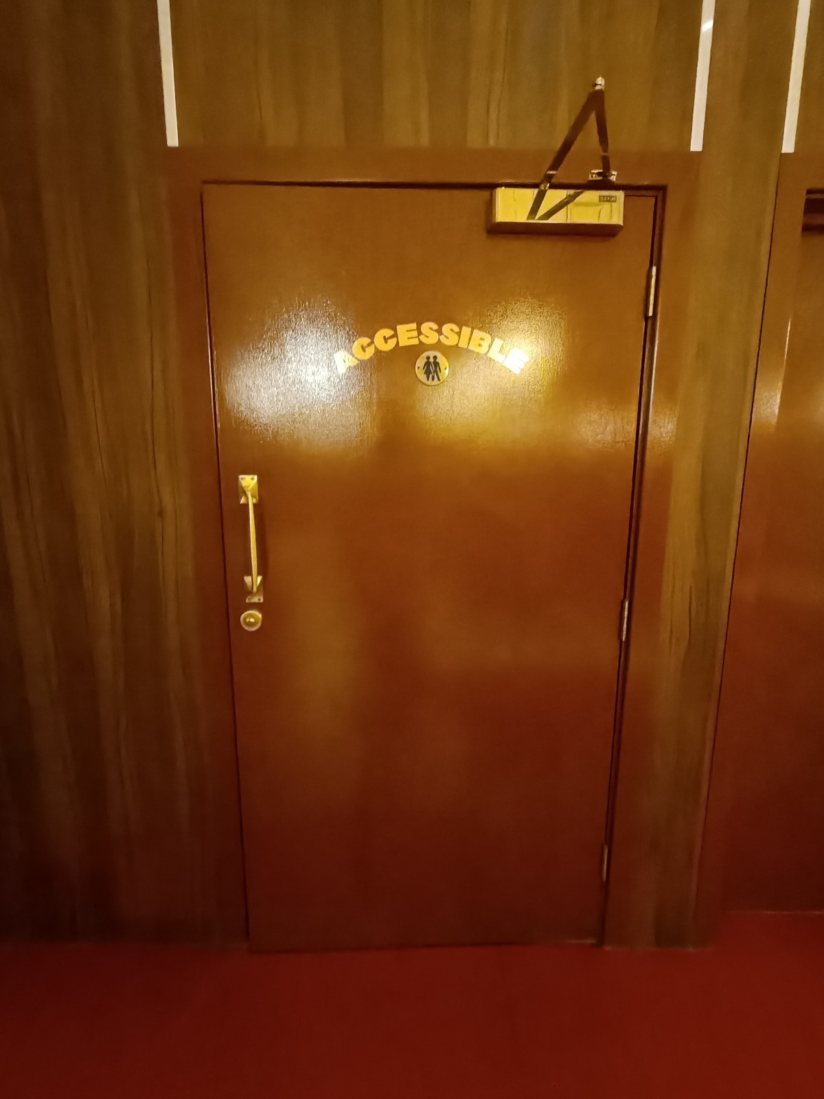 Wheelchair-accessible bathroom