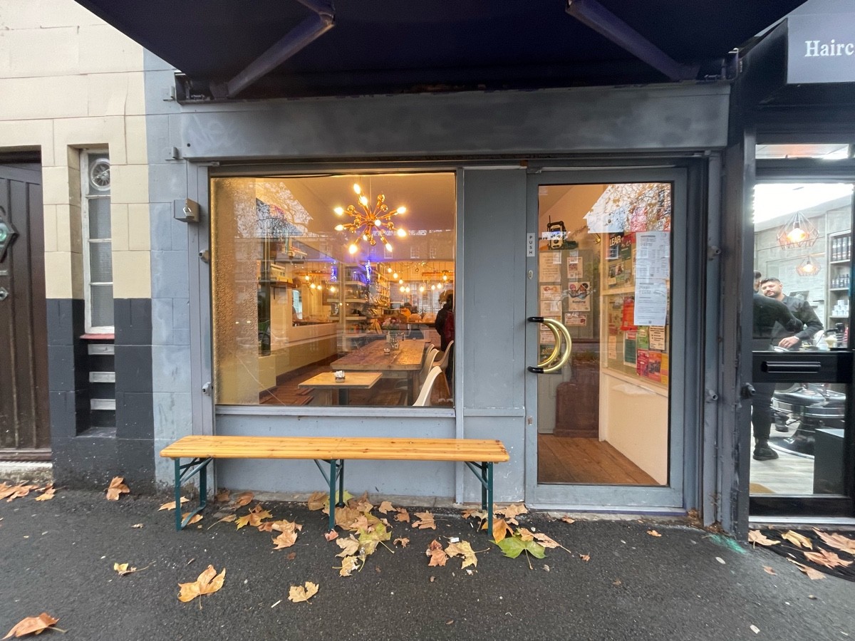 Outdoor – Front or street space