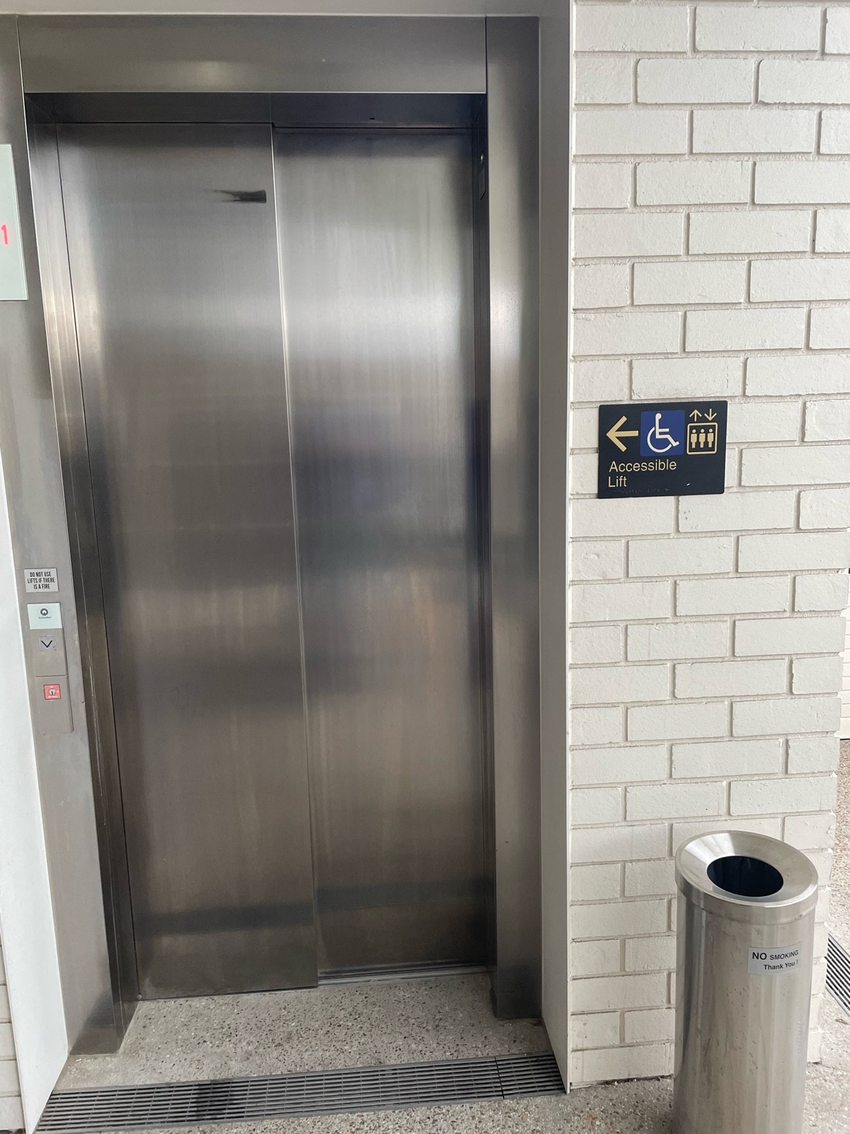 Lift to underground car park