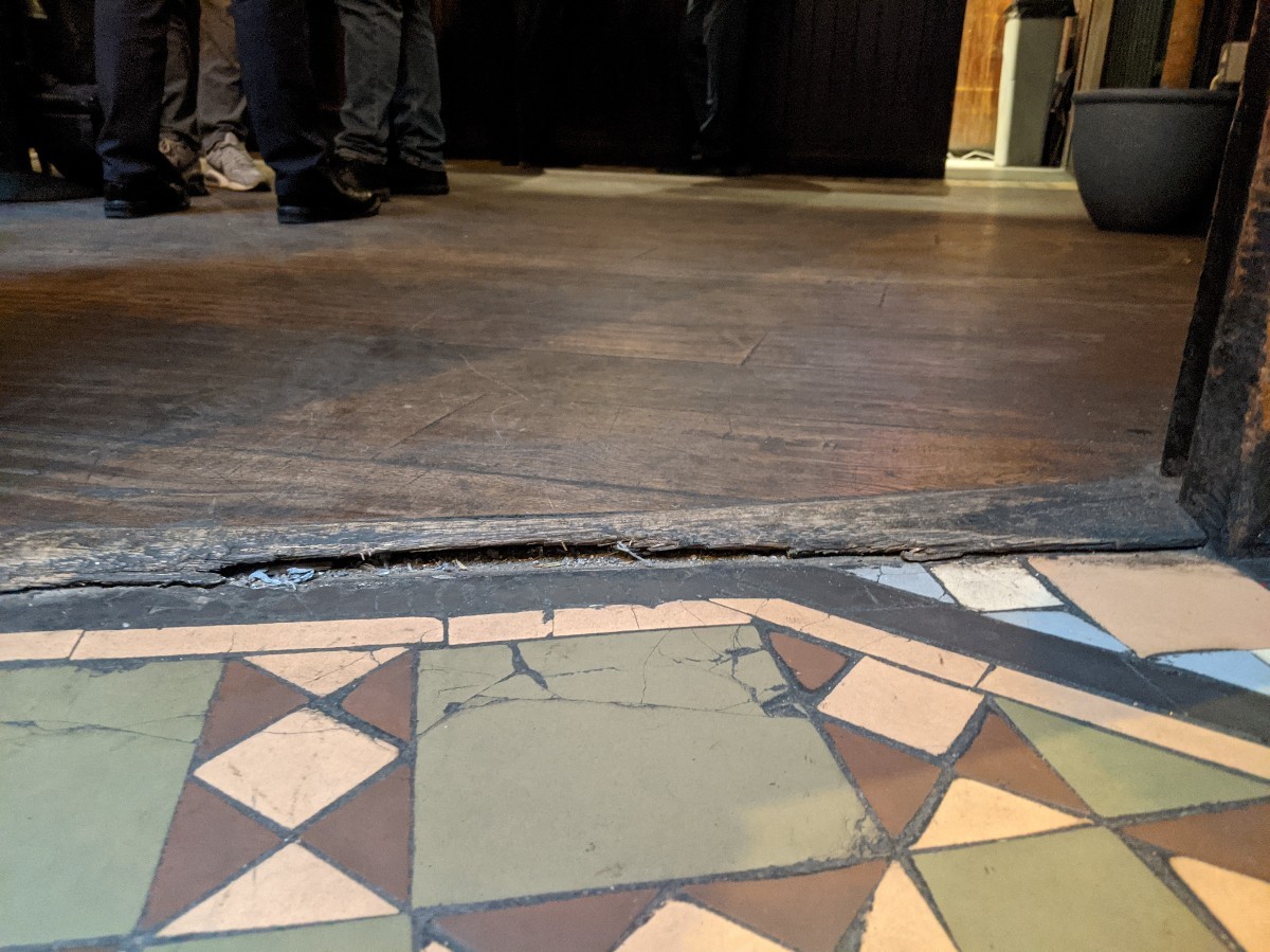 Small bump at foot of door.