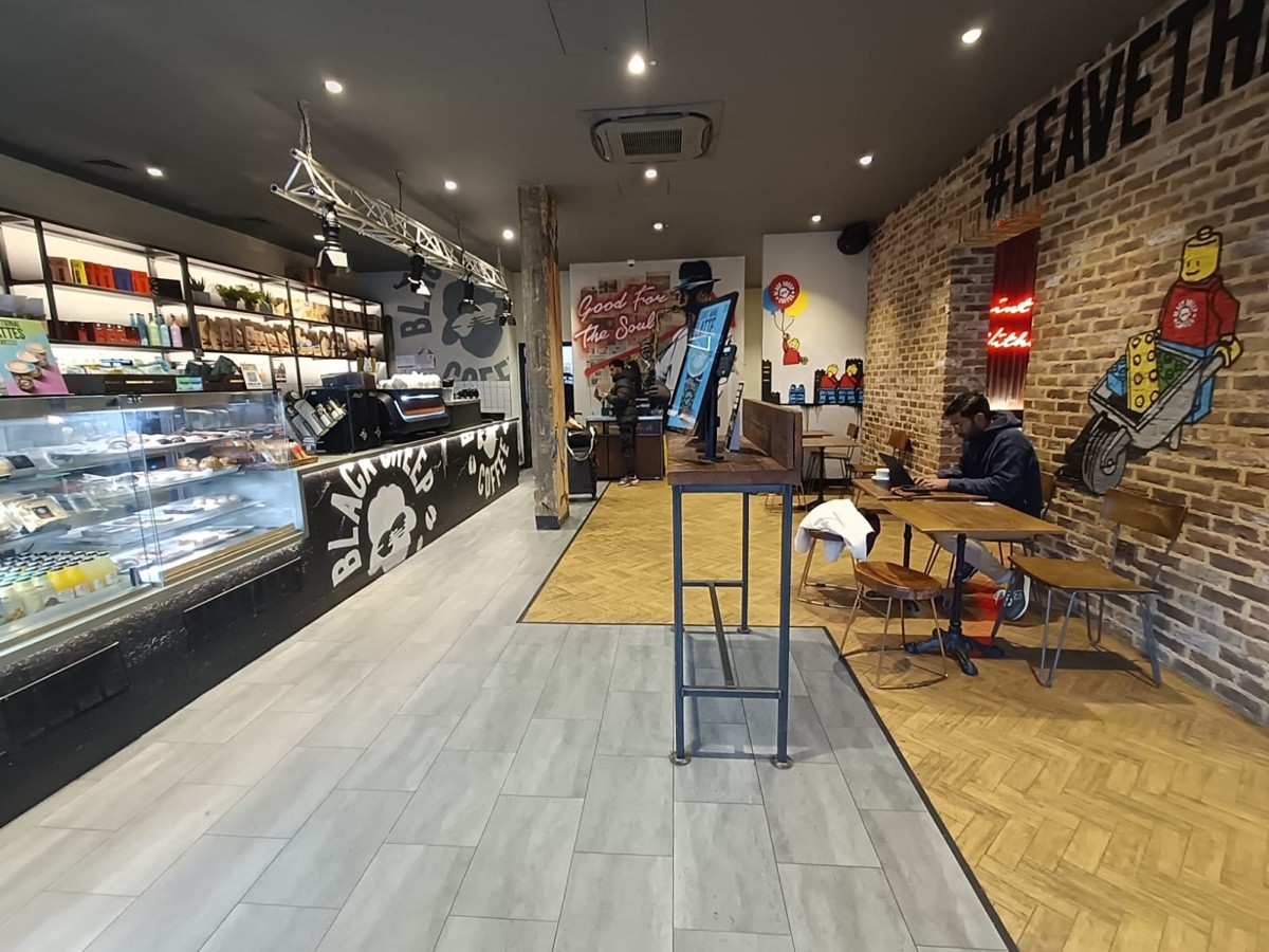 Indoor – Front space