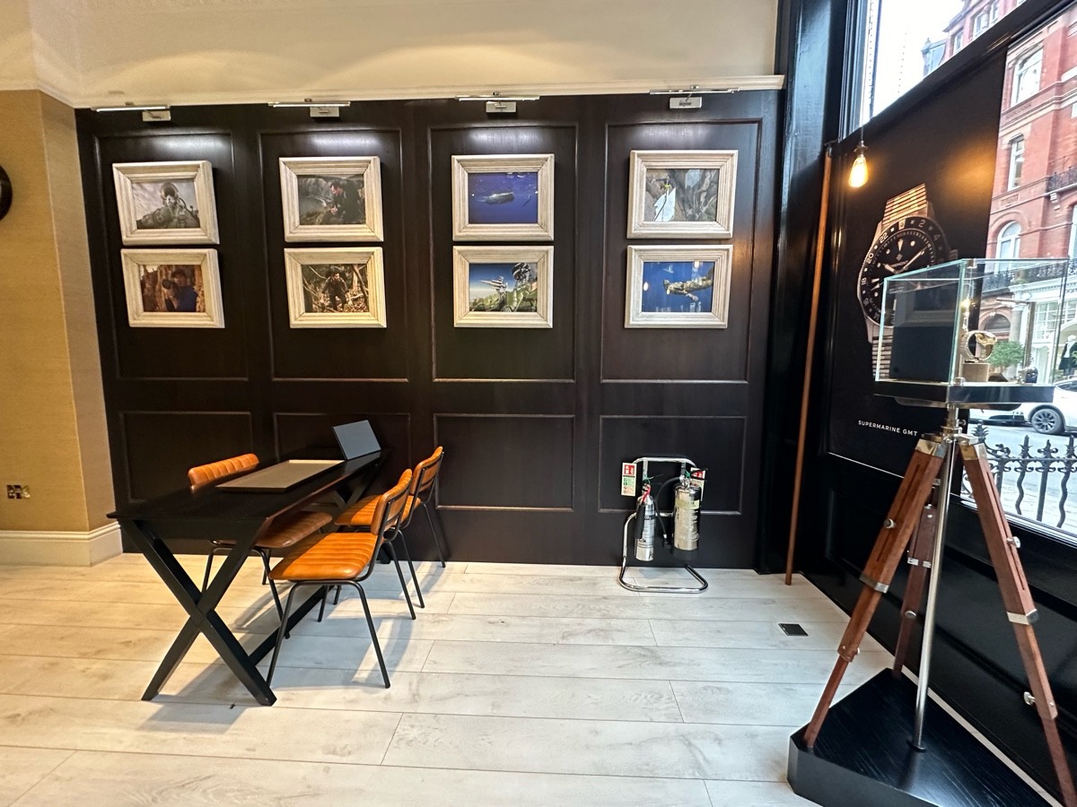 Indoor – Front space
