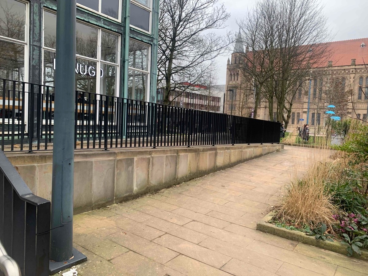 The built in ramp next to the main steps is easy to access