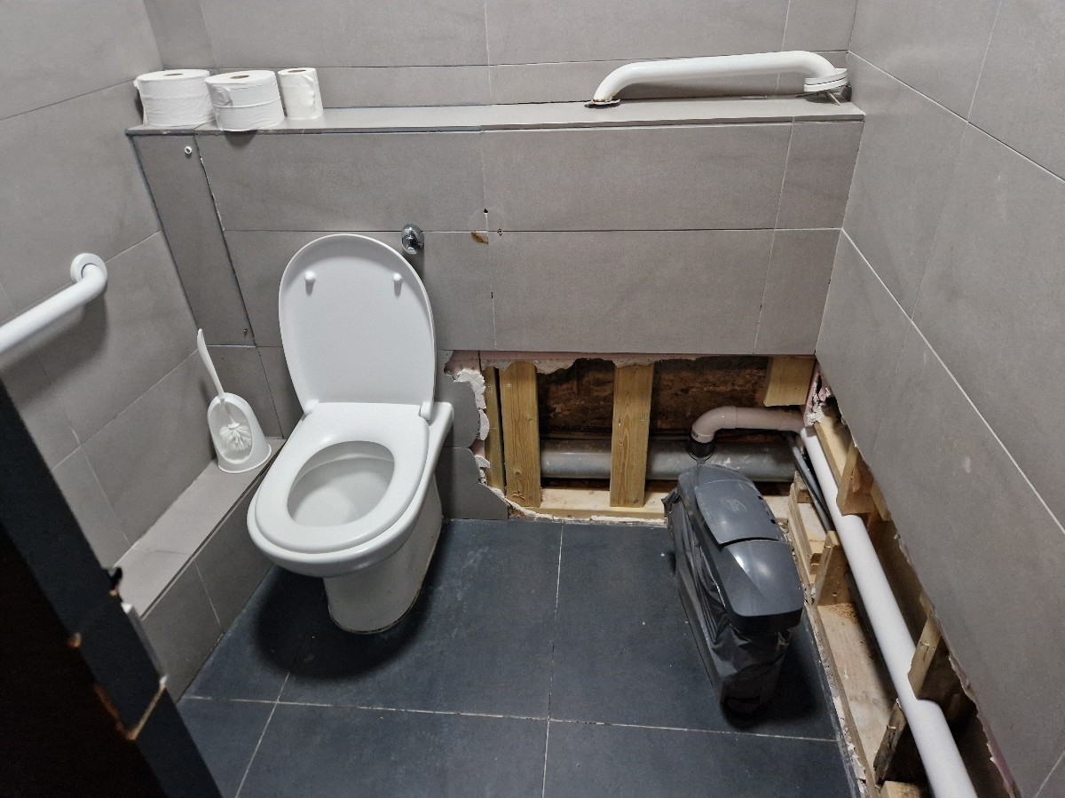 widest stall in the ladies toilets. Tight fit to transfer from a manual chair and no turning area. No disabled toilet or wide male stalls.