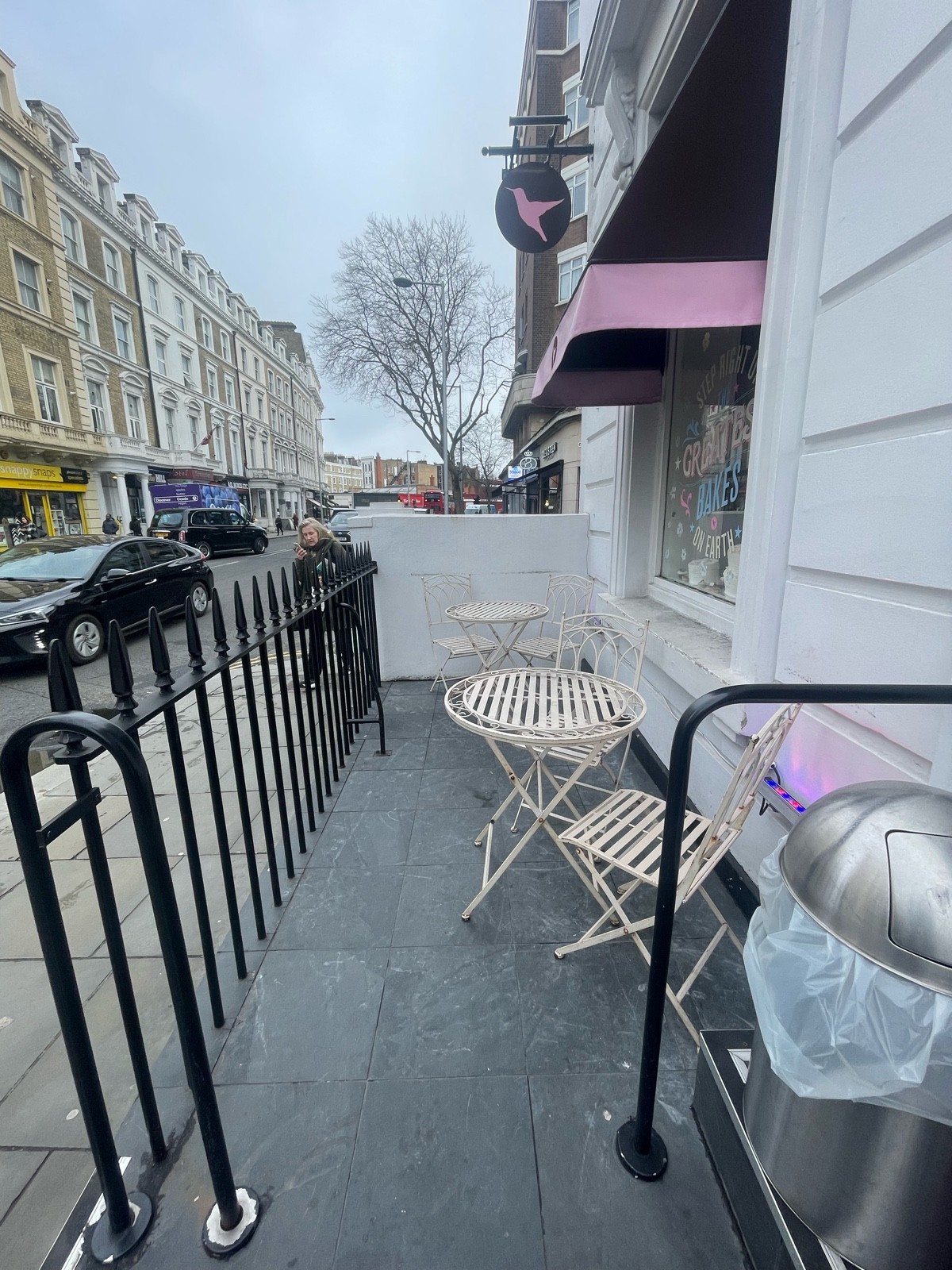 Outdoor – Front or street space