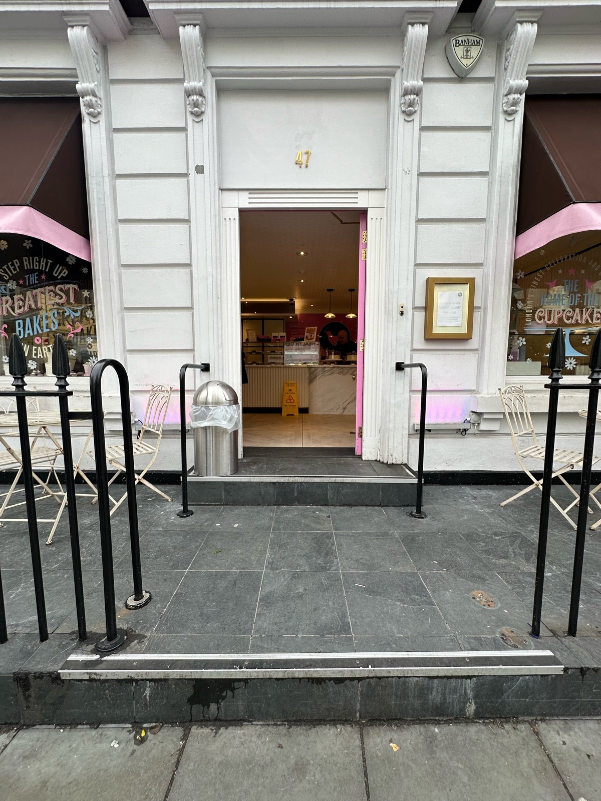 The Hummingbird Bakery - South Kensington
