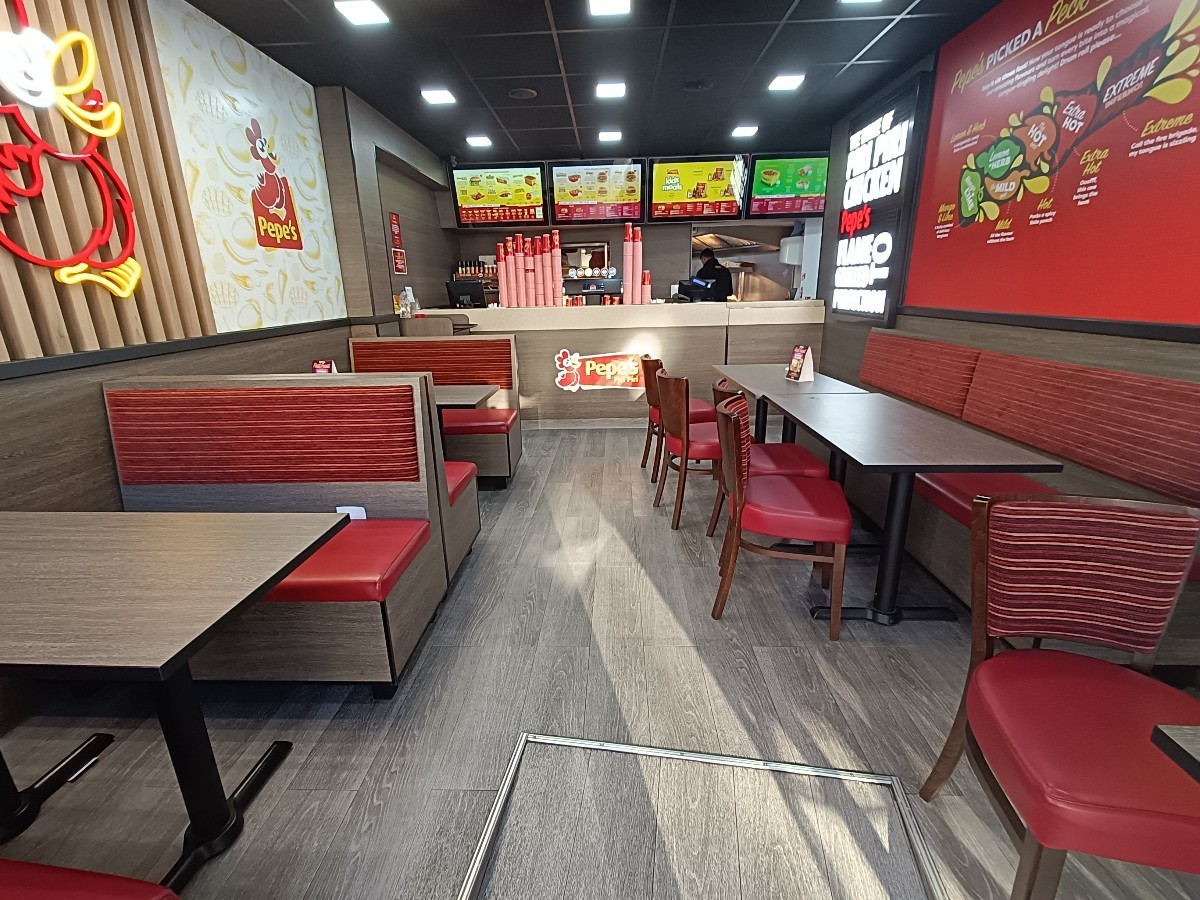 Indoor – Front space