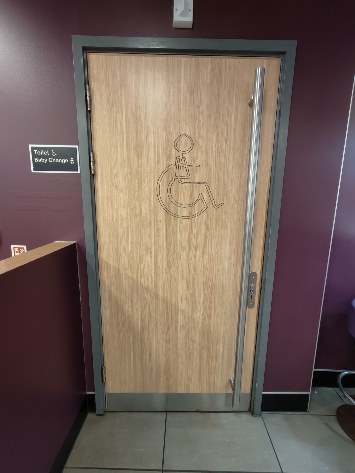 Wheelchair-accessible bathroom