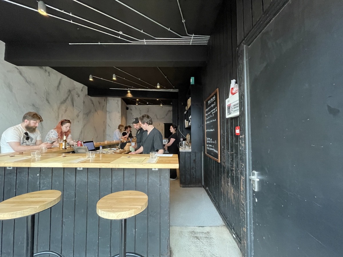 Indoor – Front space