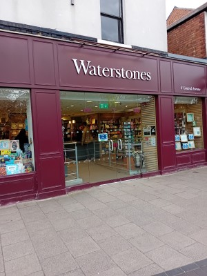 Front enterance to shop