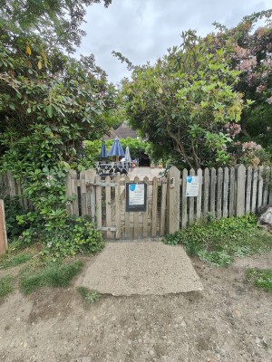 Preceding wooden half gate. Pull from right to open.