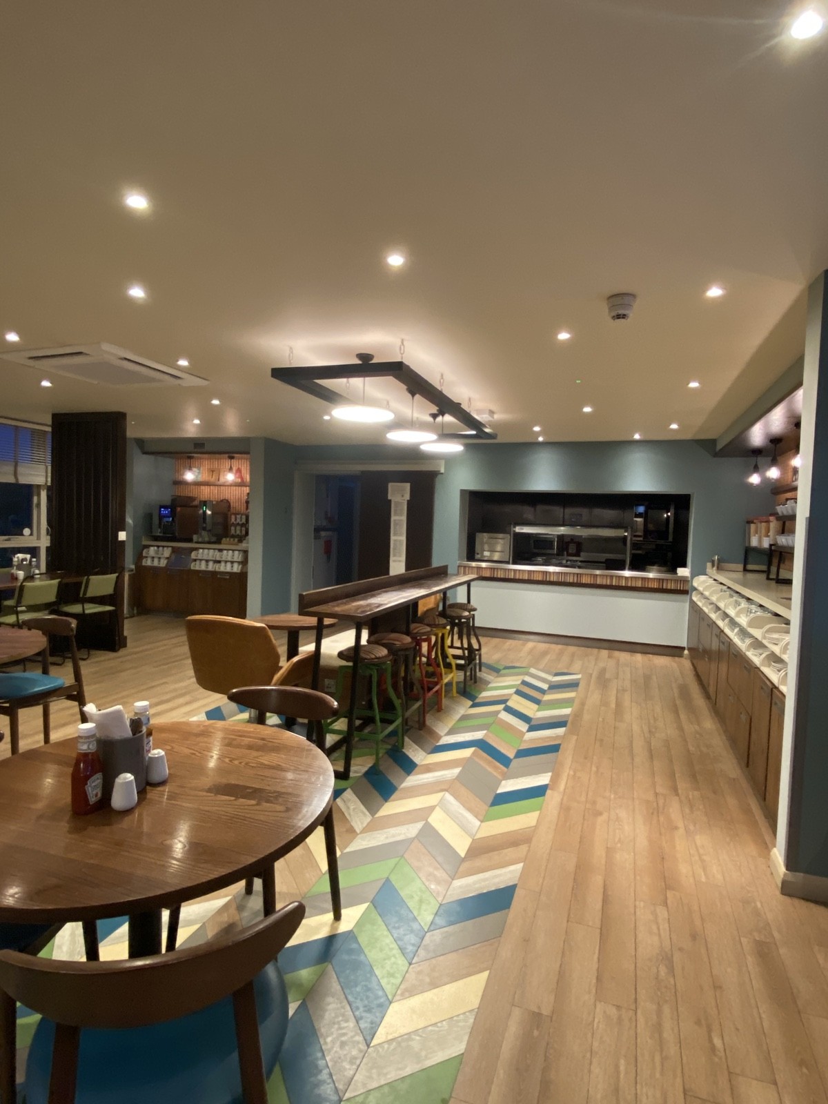 Breakfast area