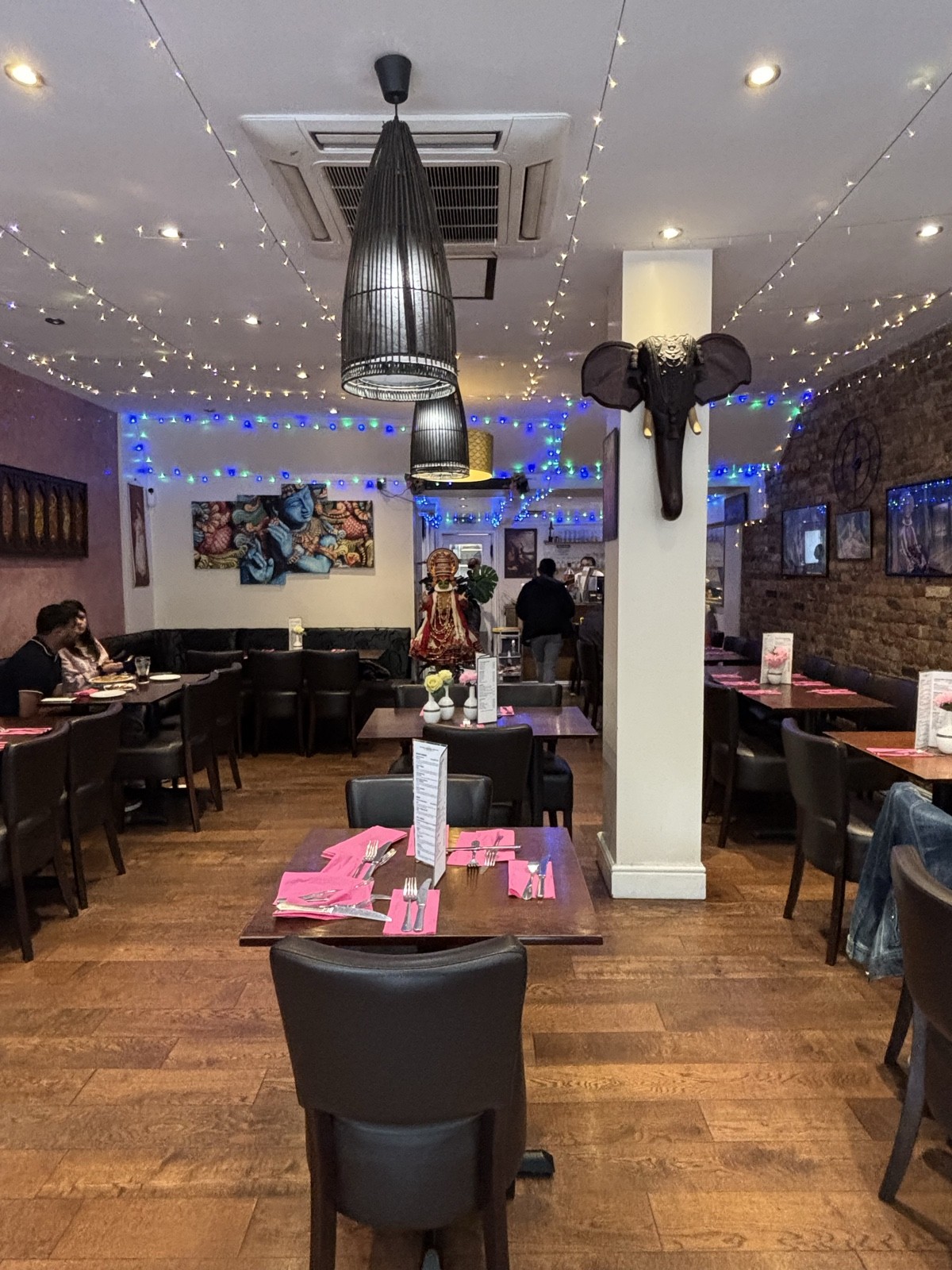 Indoor – Front space