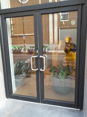 Double doors, internal steps
