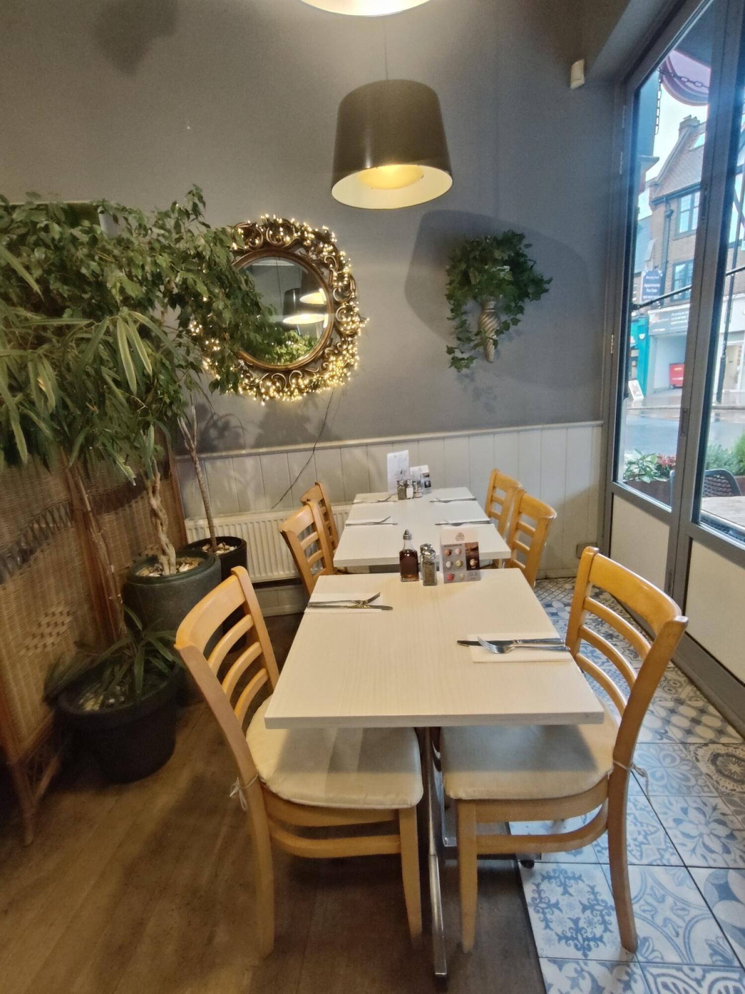Indoor – Front space