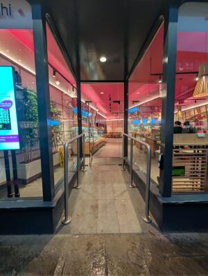 Photo of itsu - Windsor