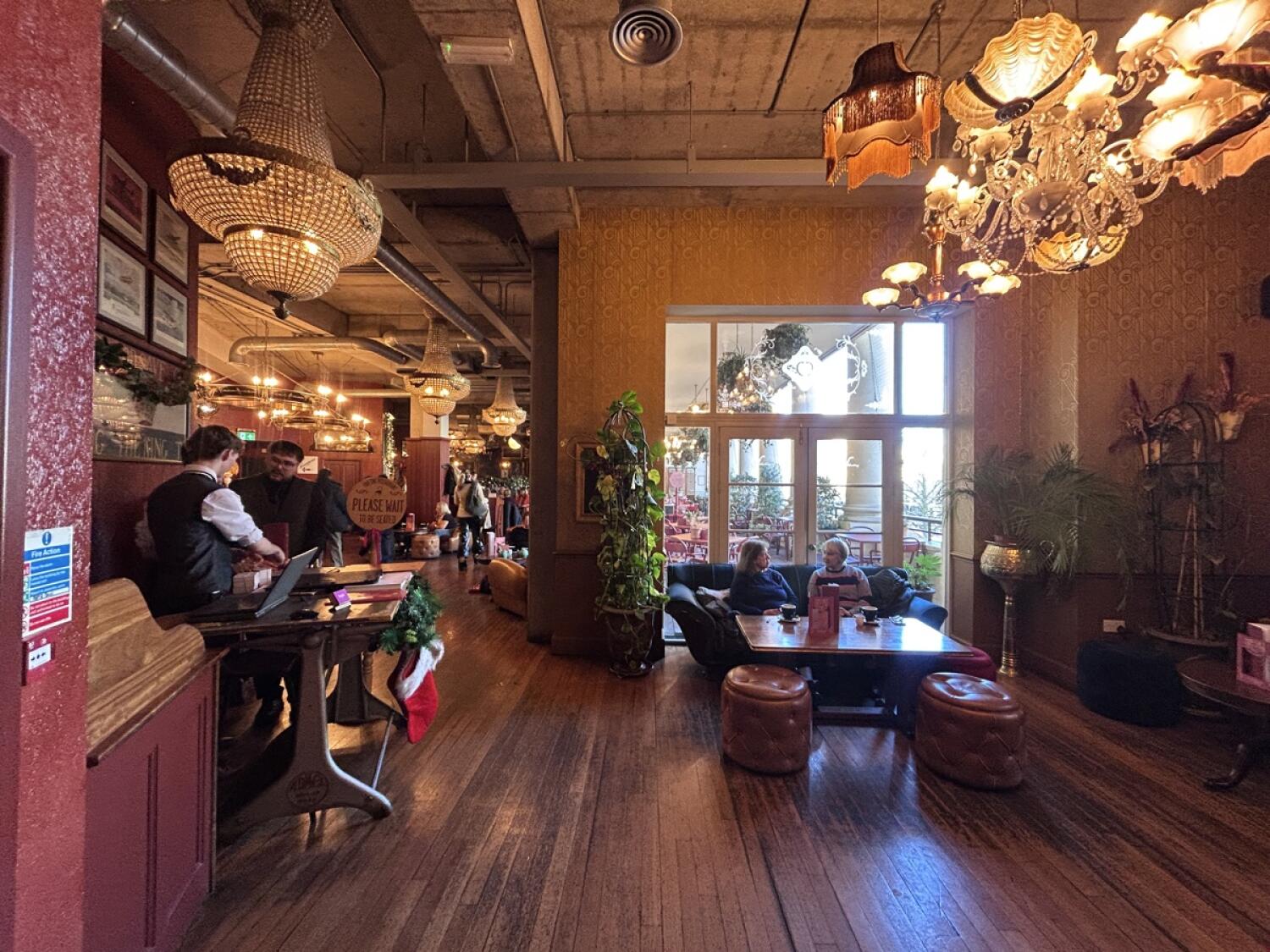 Indoor – Front space