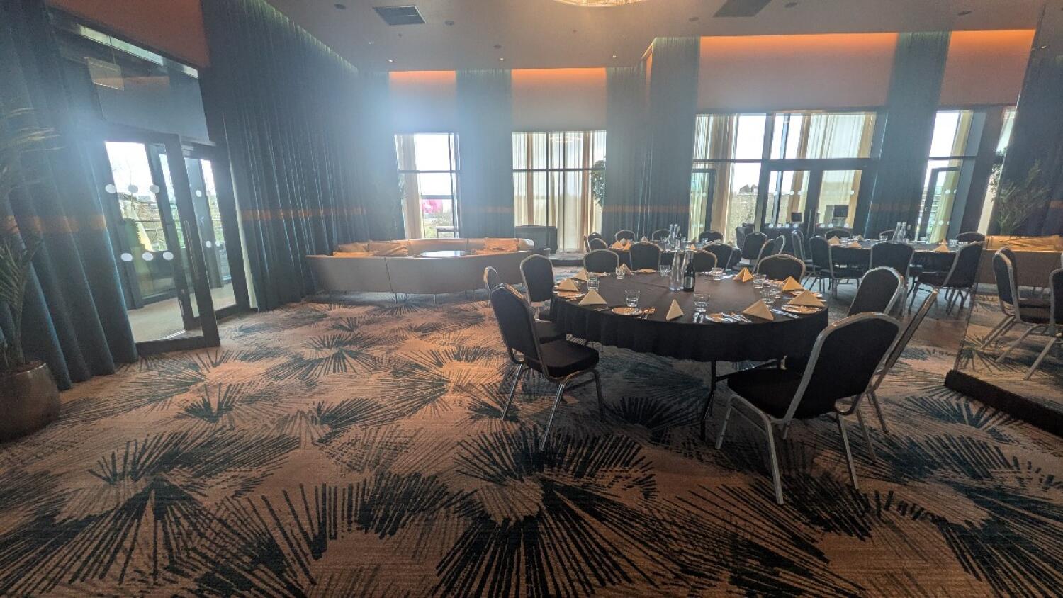 Inside – Front or main area