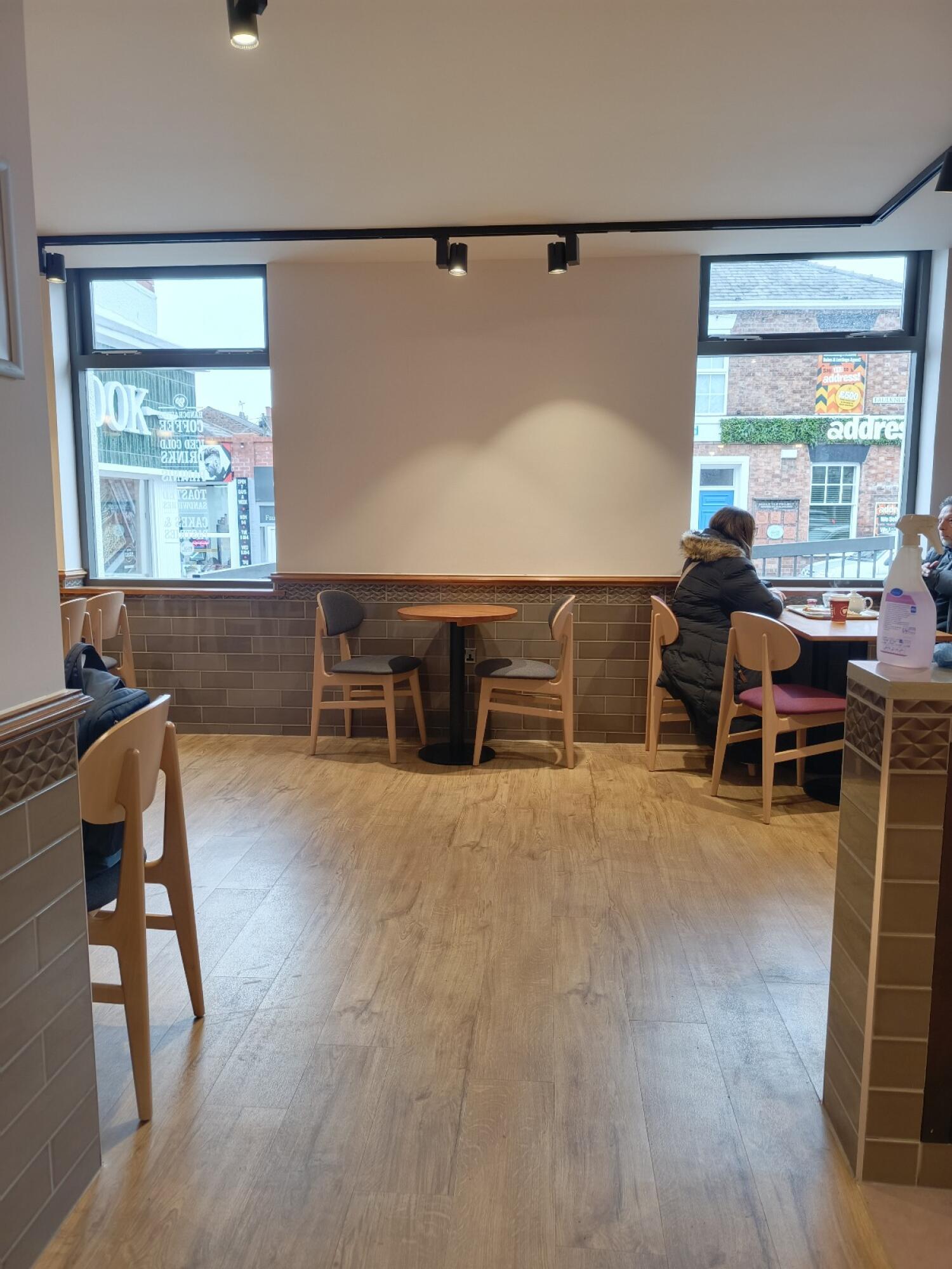 Indoor - Side space