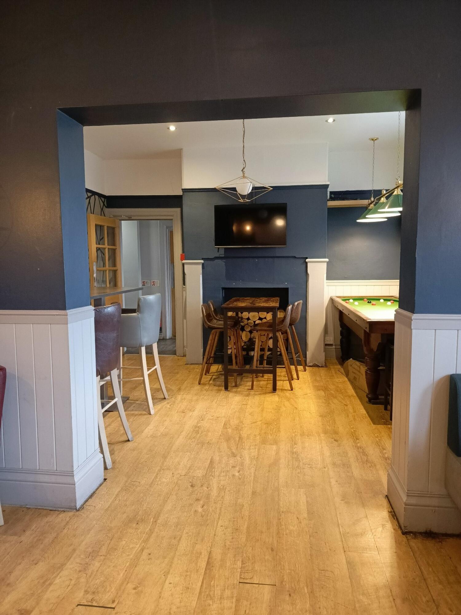 Indoor - Back space