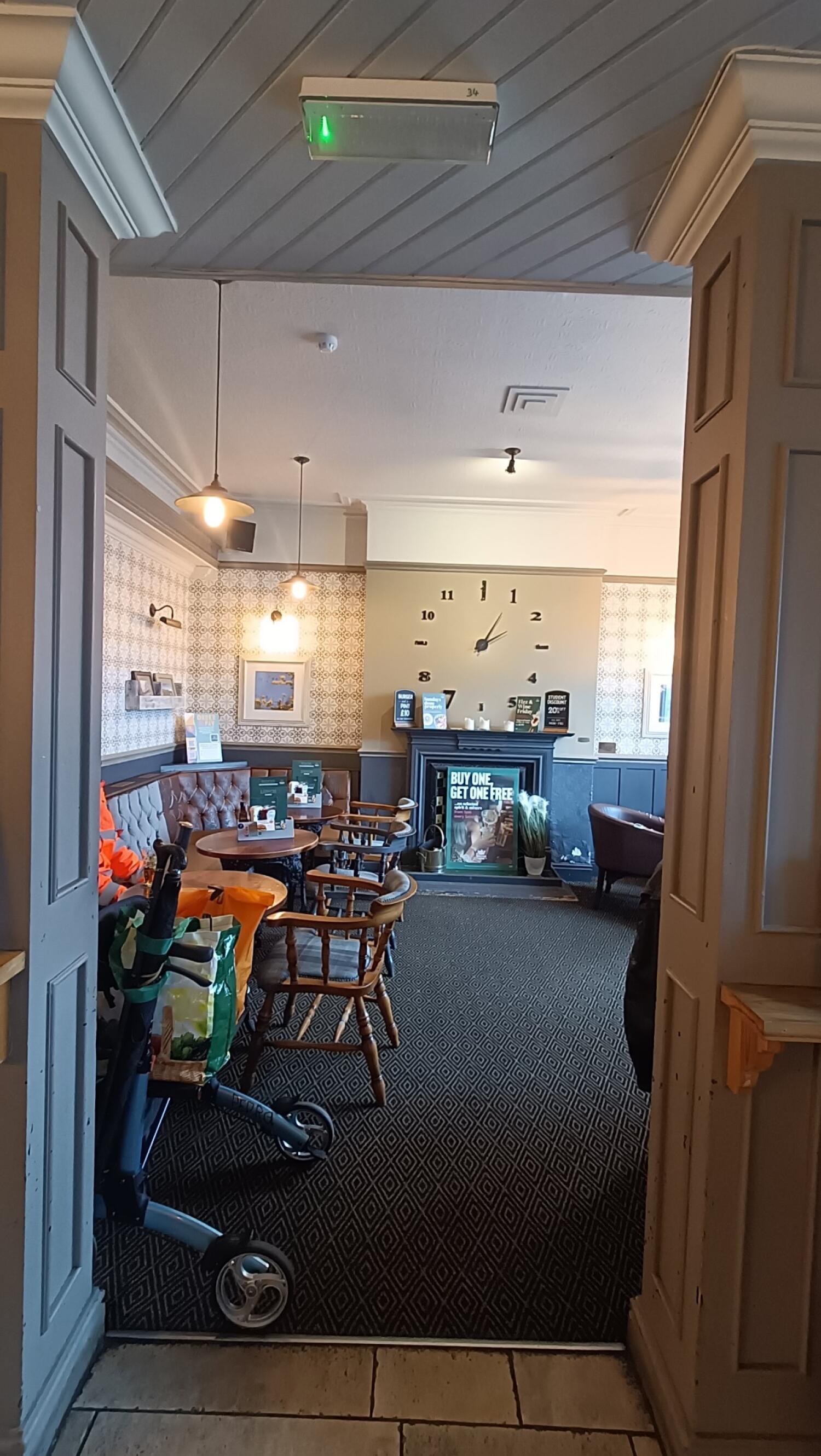 Indoor - Side space