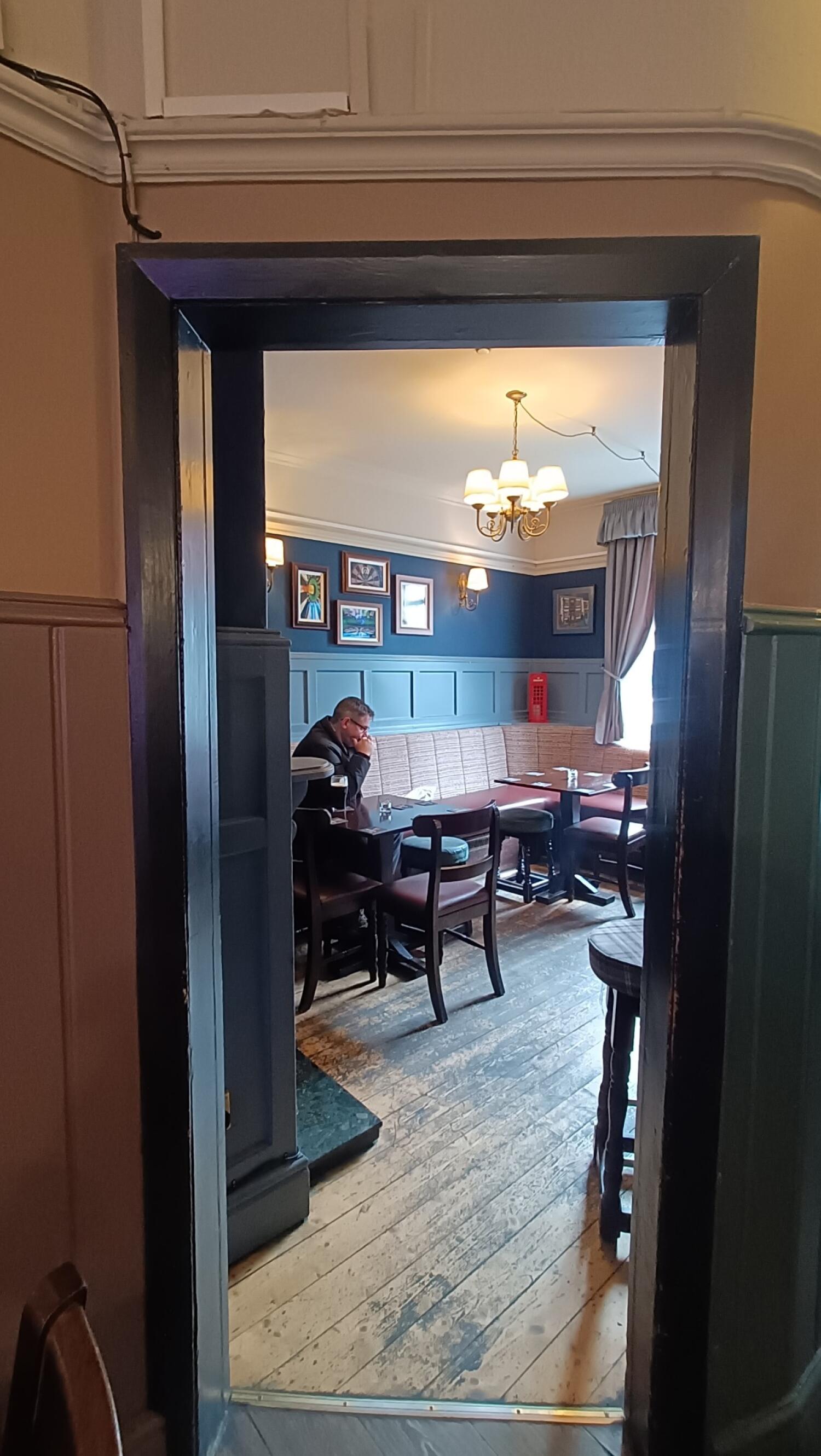 Indoor – Back or side space