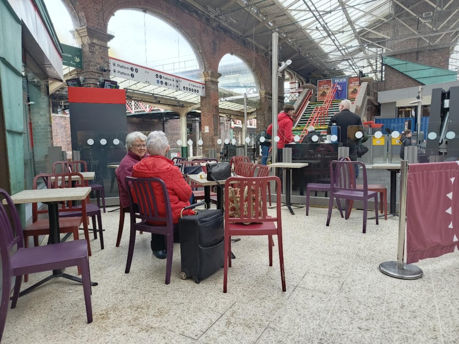 Outdoor – Front or street space