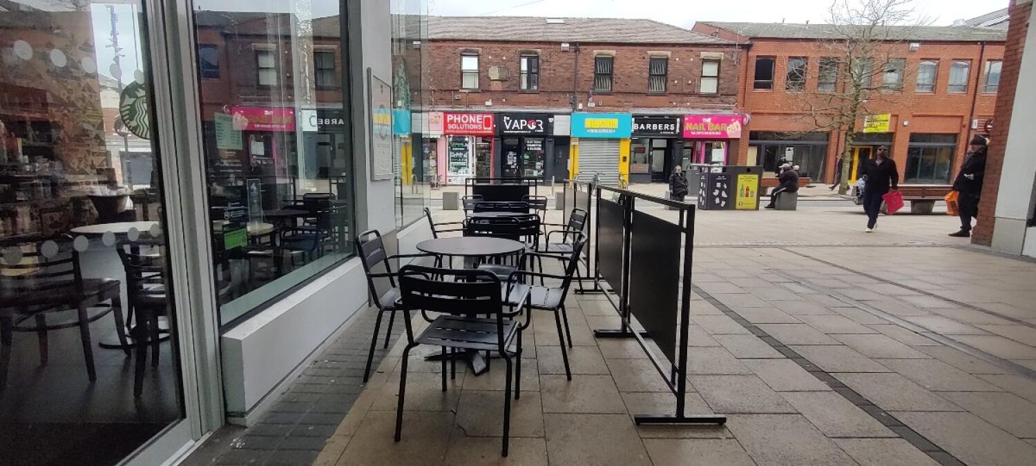 Outdoor – Front or street space