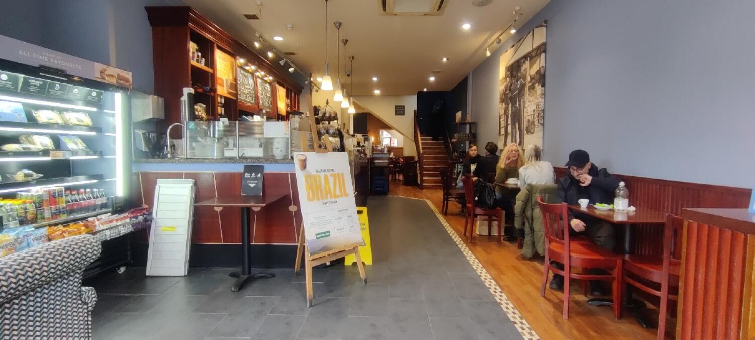 Indoor – Front space