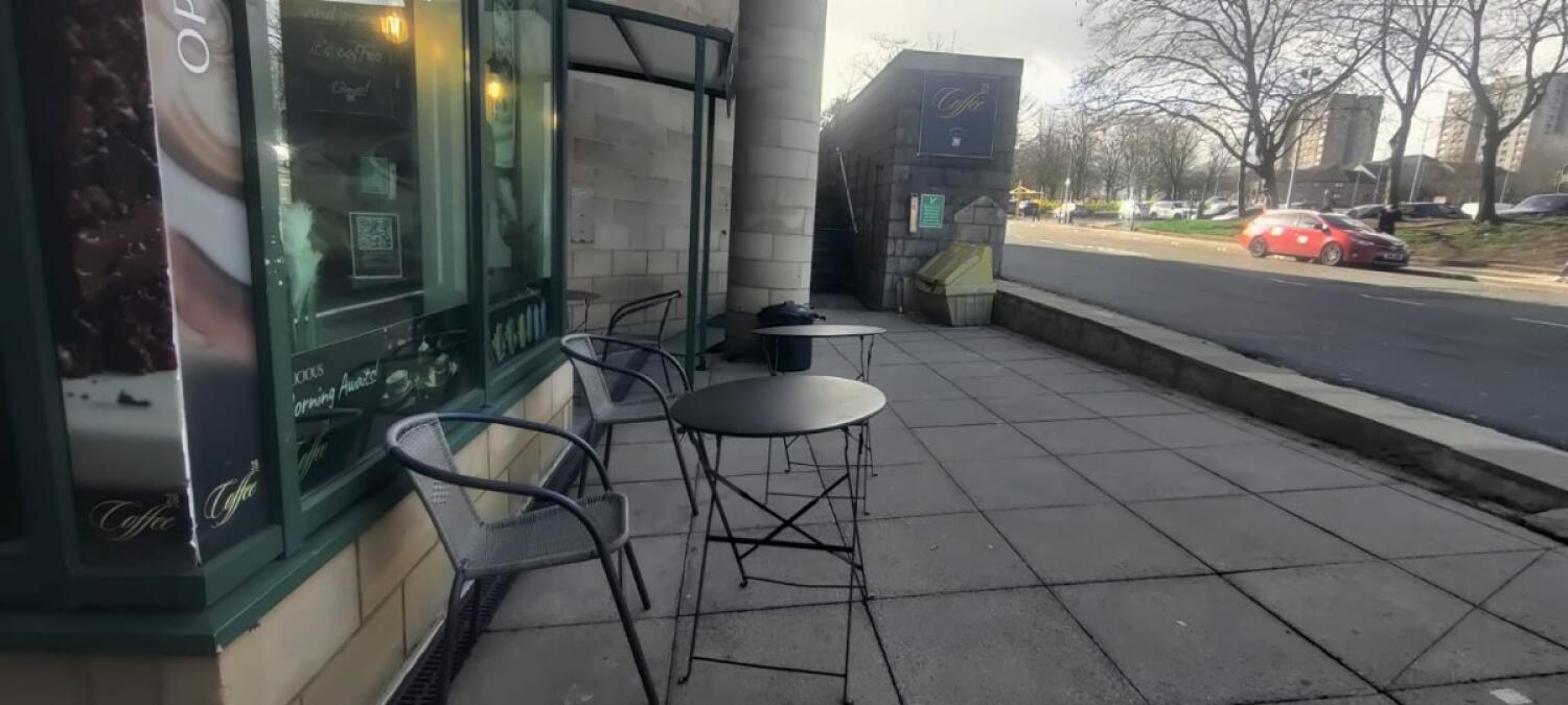 Outdoor – Front or street space