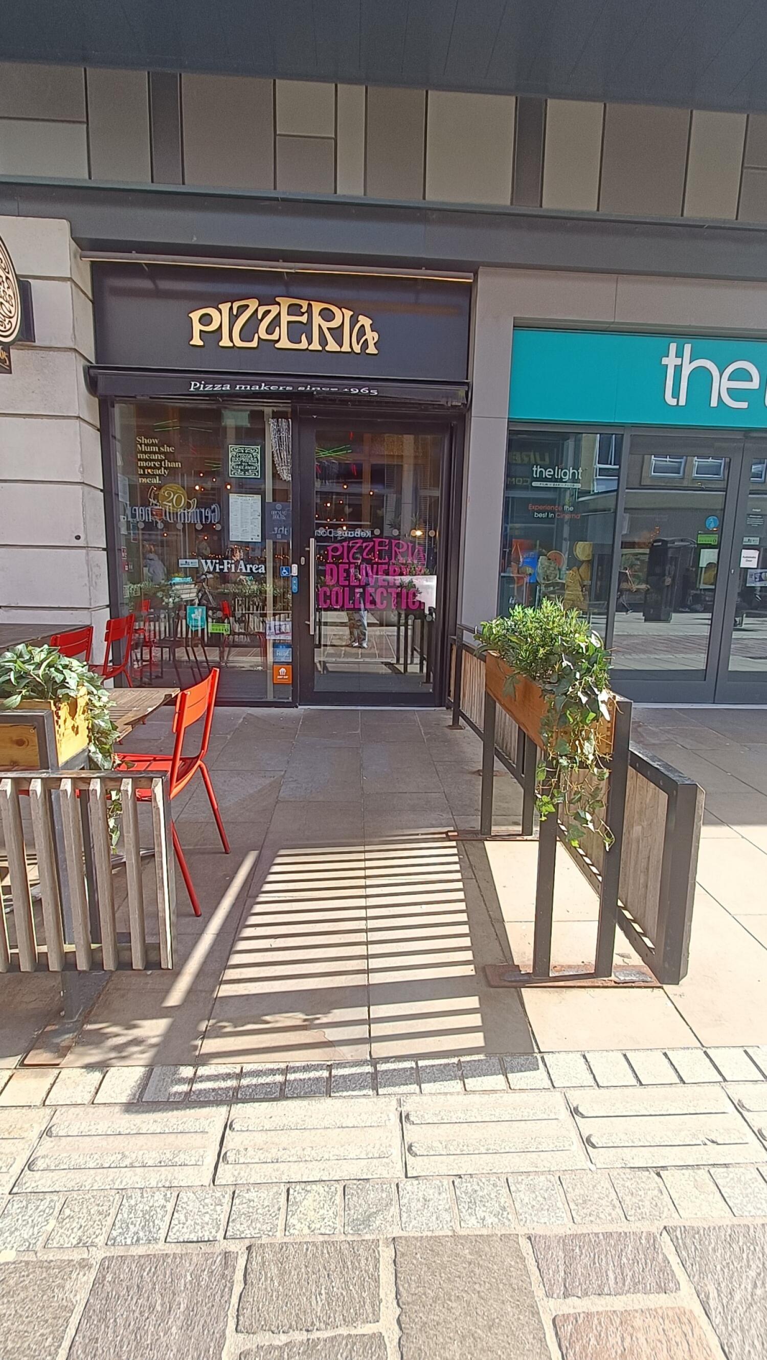 Outdoor – Front or street space