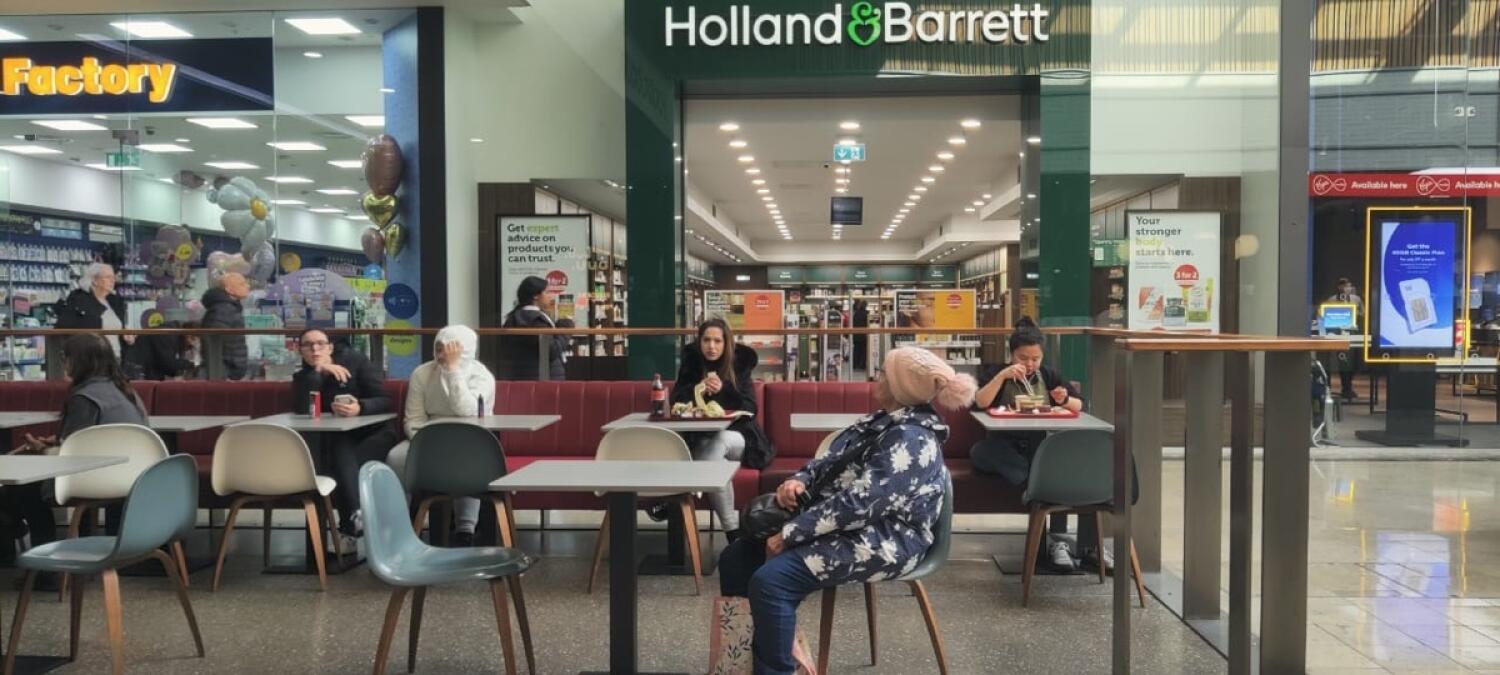 Indoor – Front space