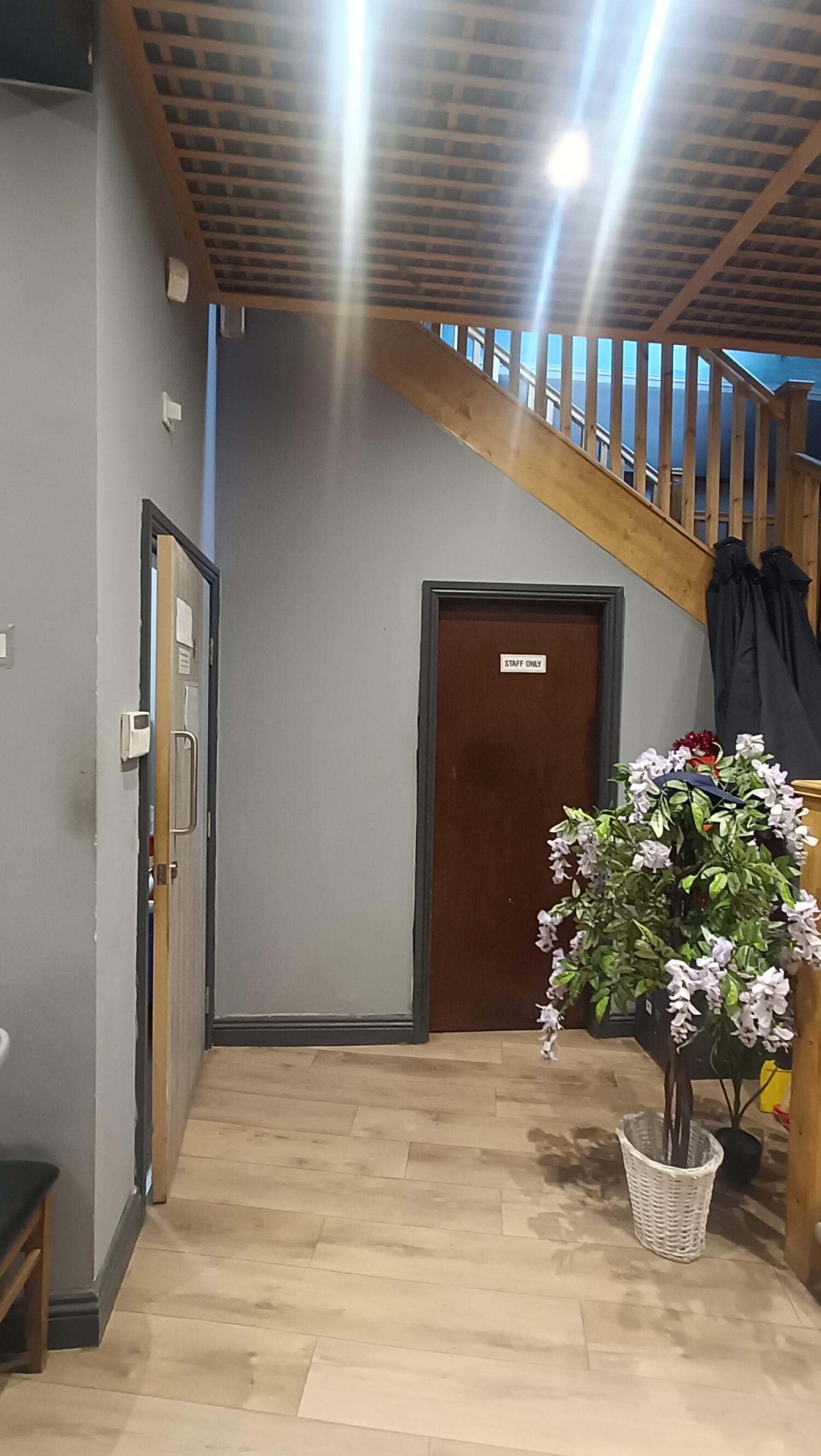Wheelchair-accessible bathroom