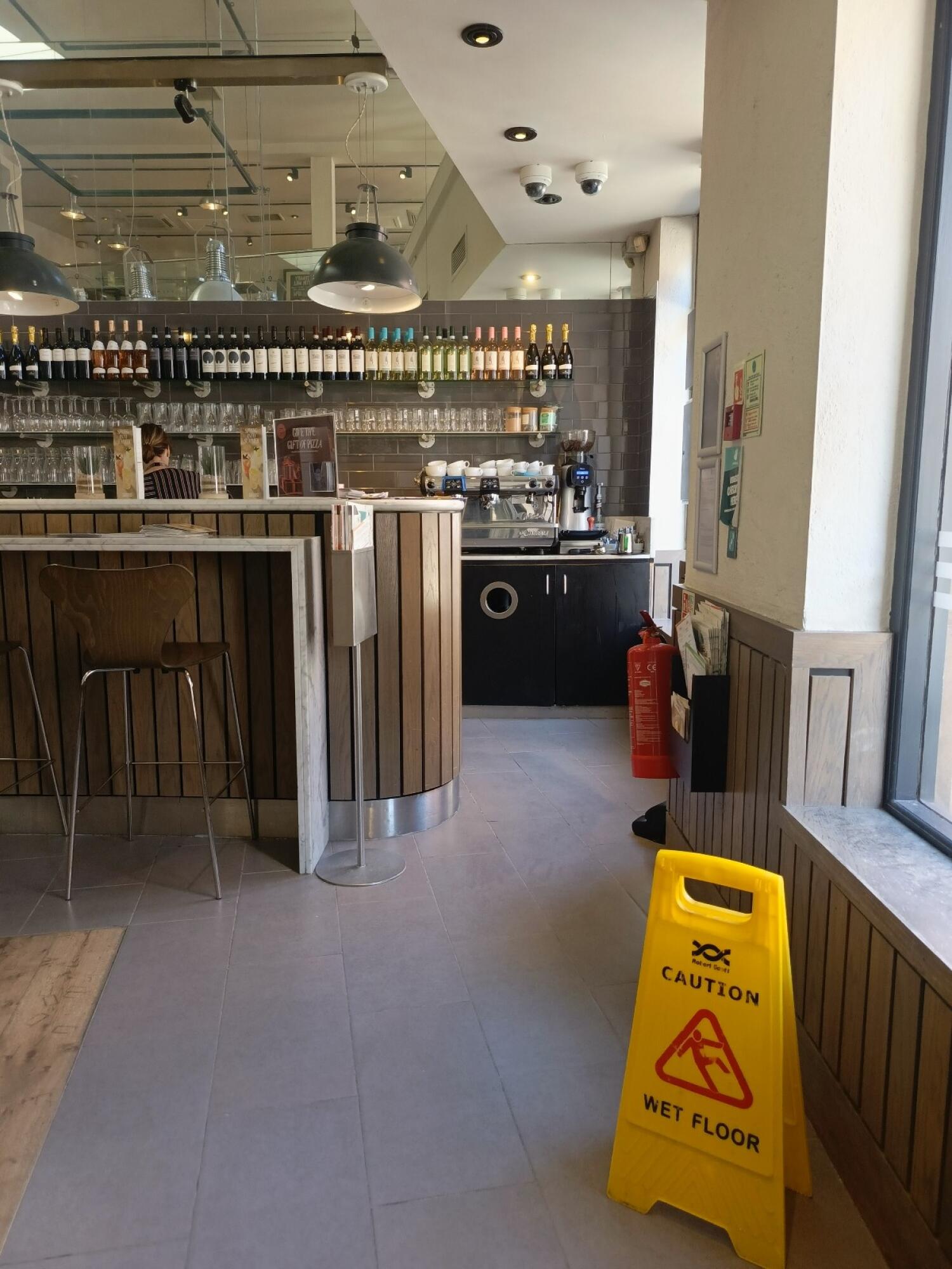 Indoor – Front space