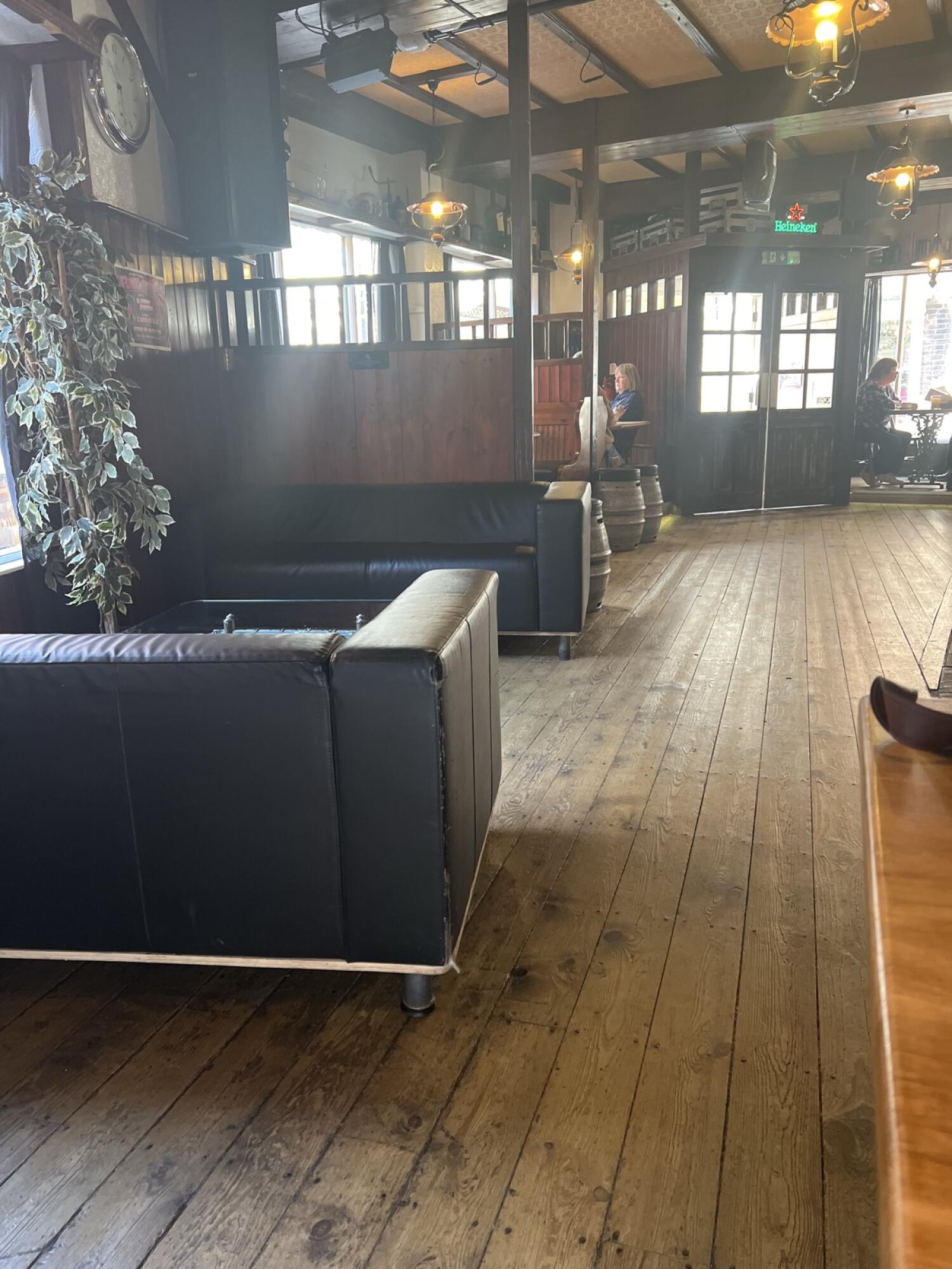 Indoor – Front space