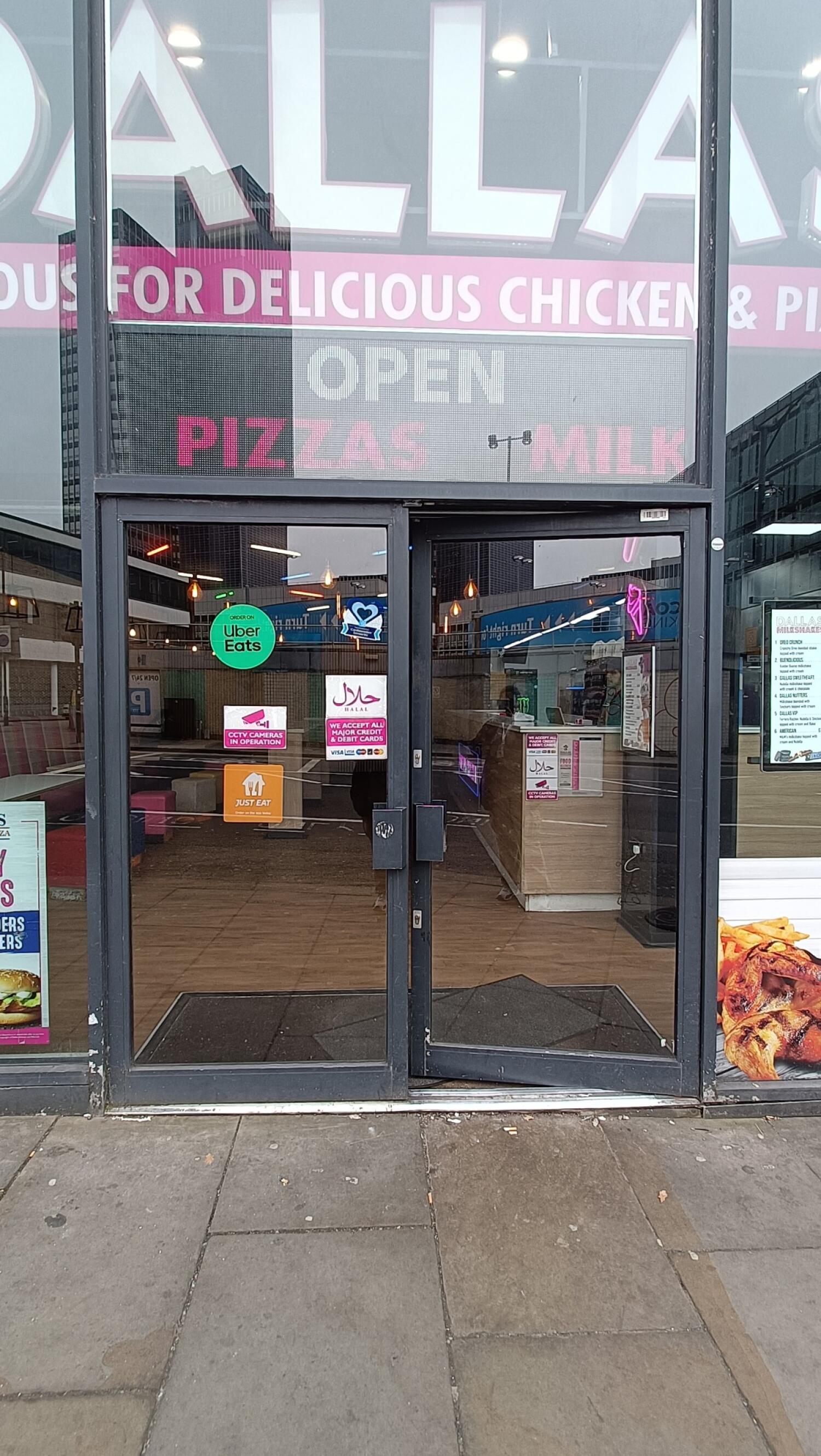 Dallas Chicken & Pizza - Manchester City Centre