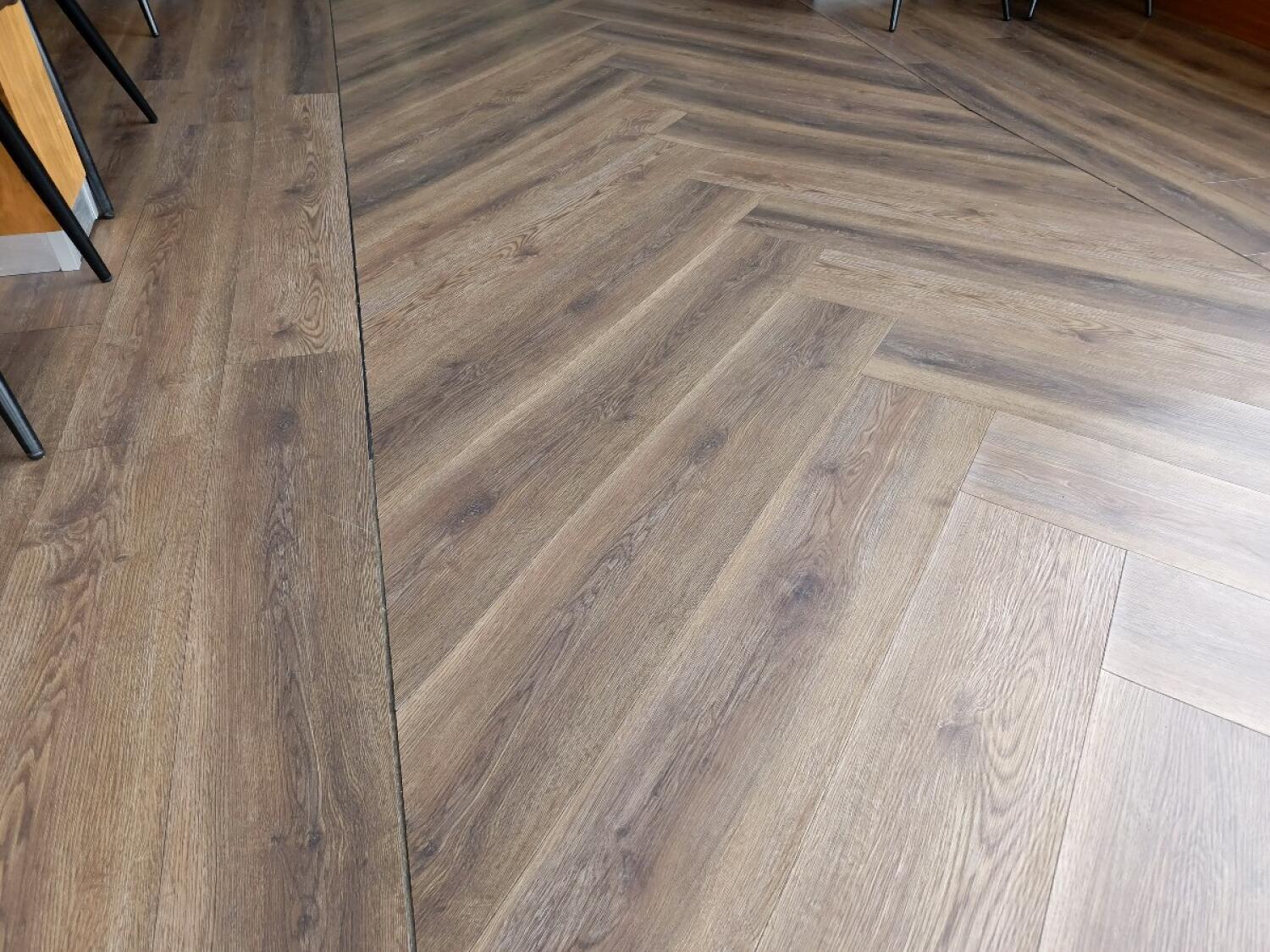 Indoor – Front space