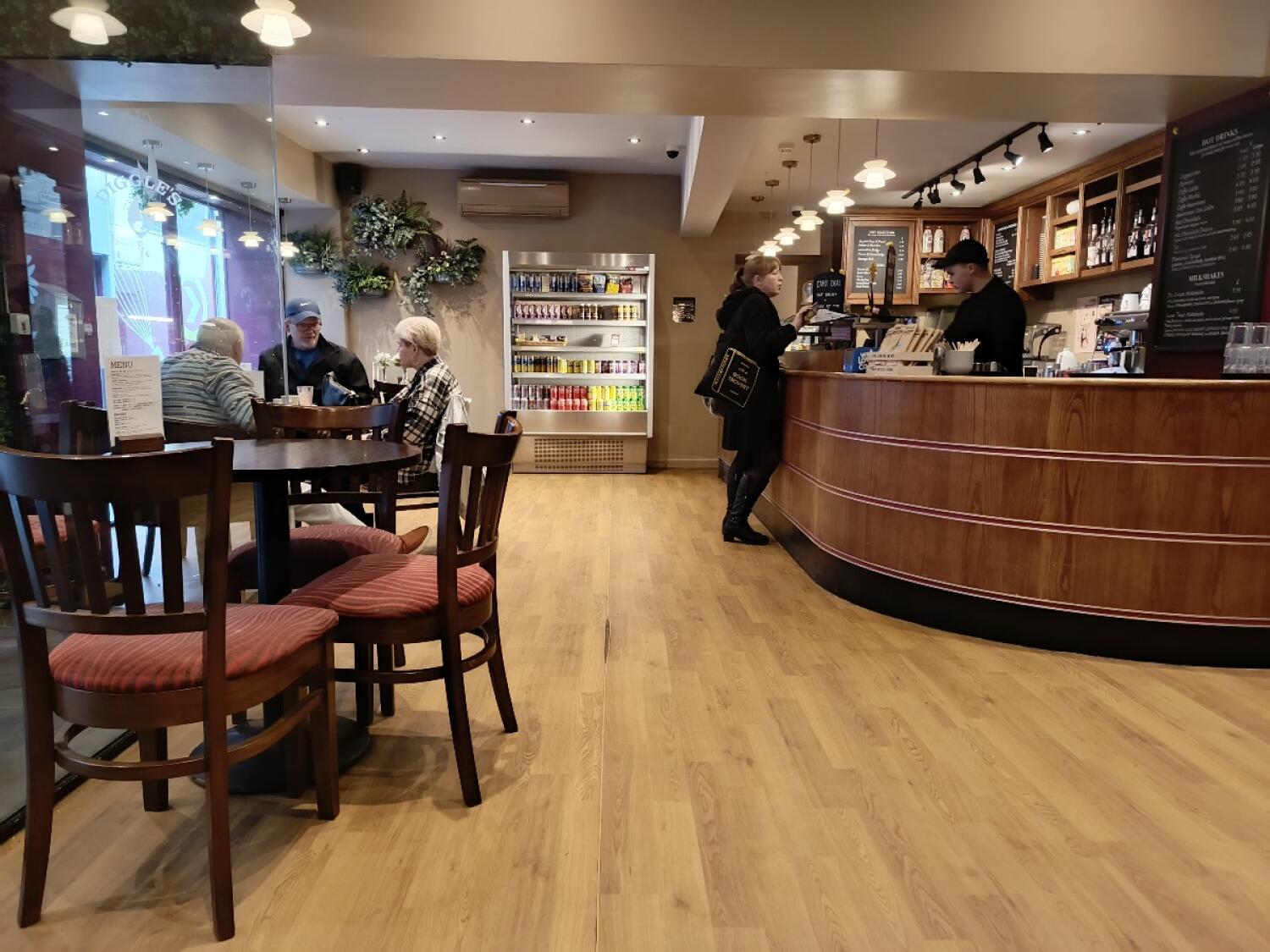 Indoor – Front space