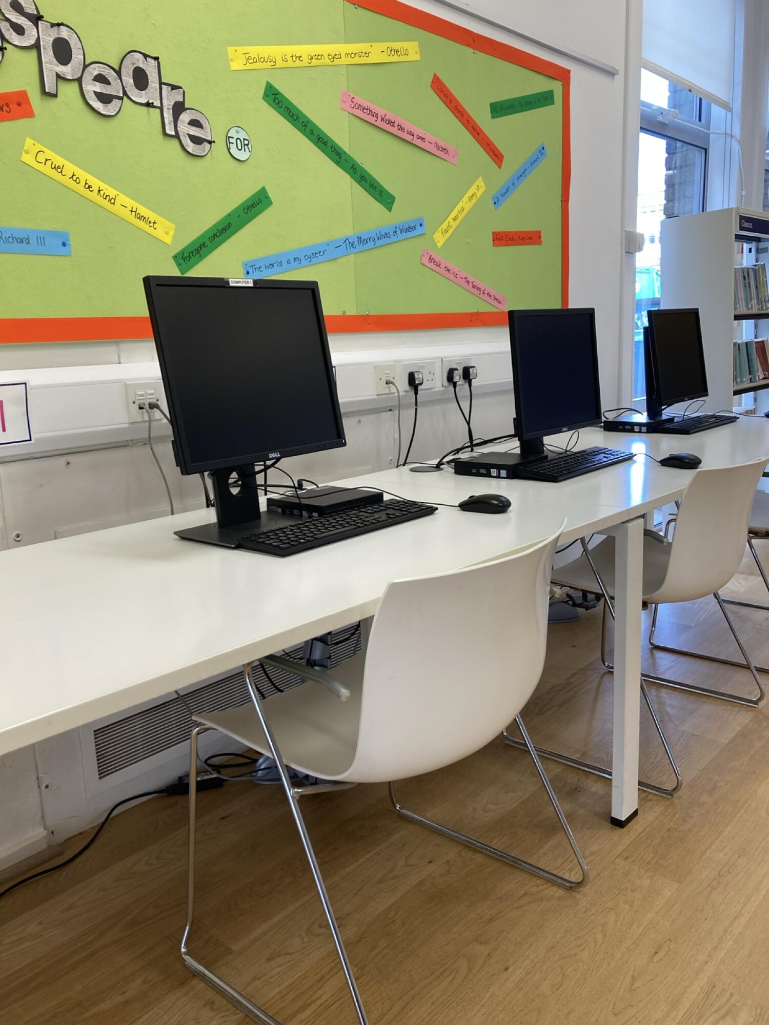 Indoor – Front space