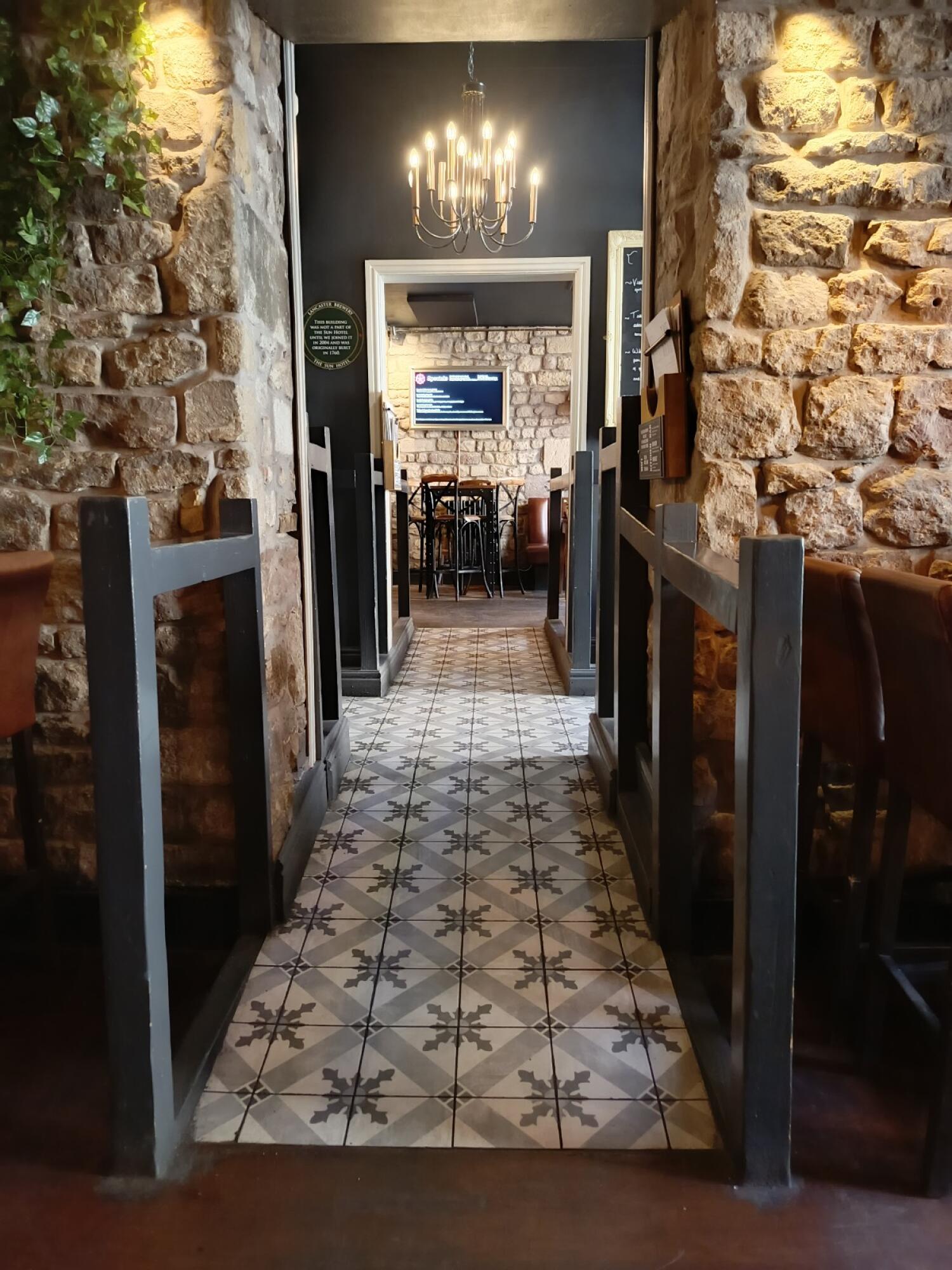 Indoor - Side space