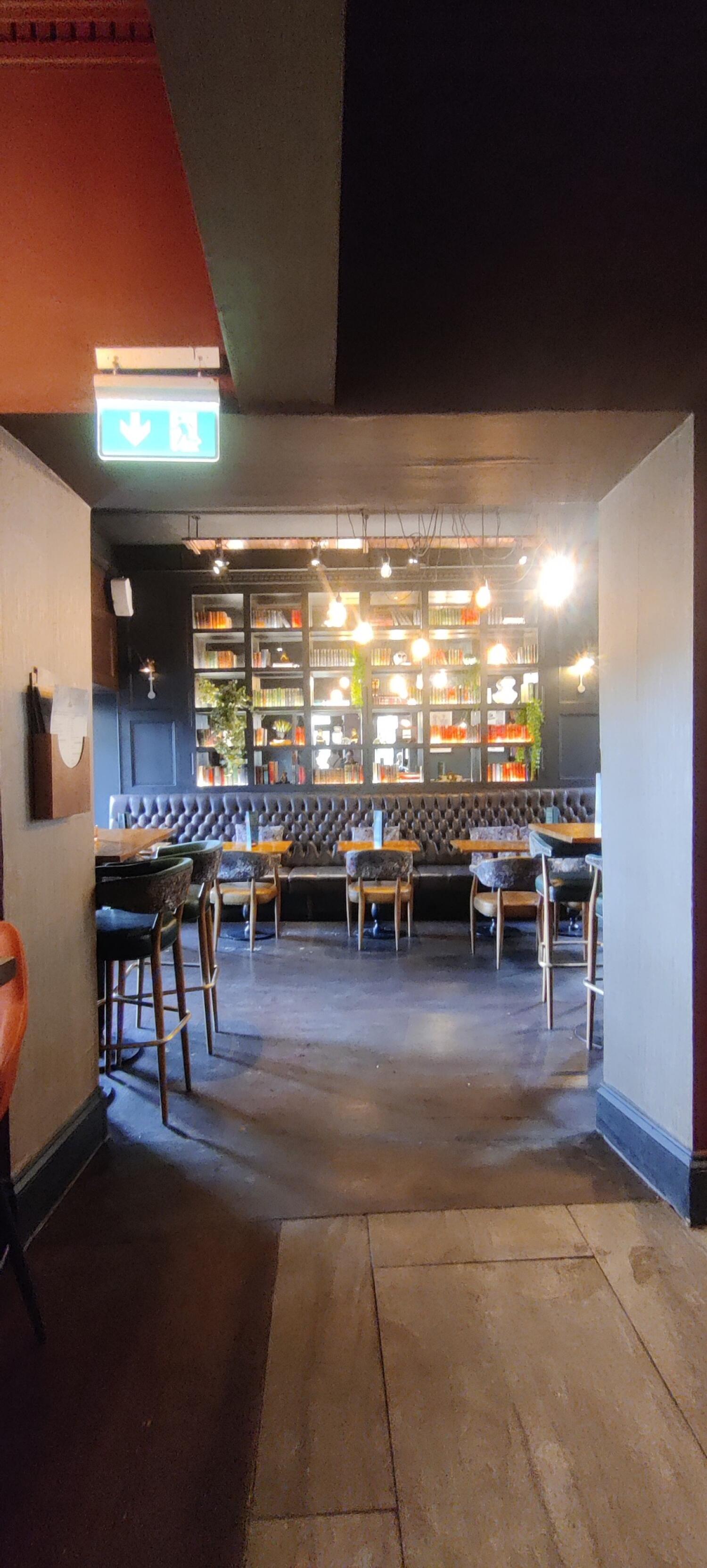 Indoor - Back space