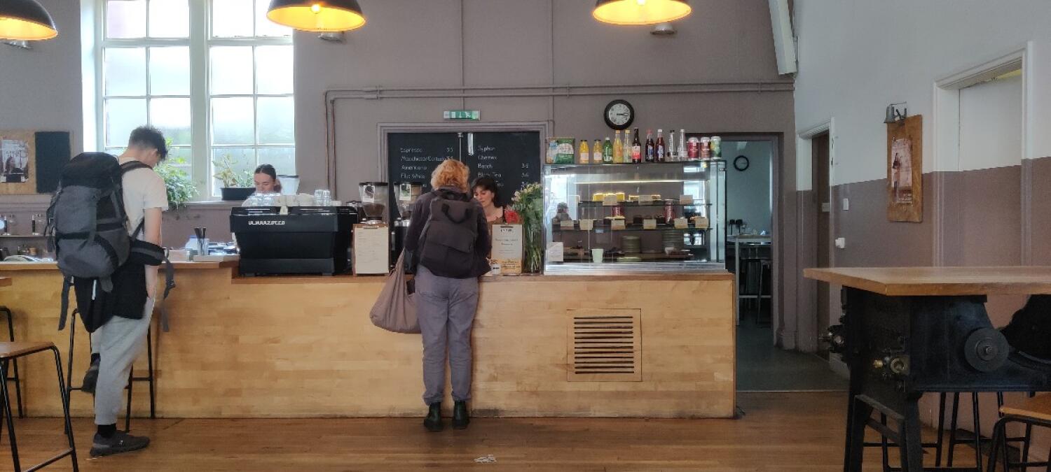 Indoor – Front space