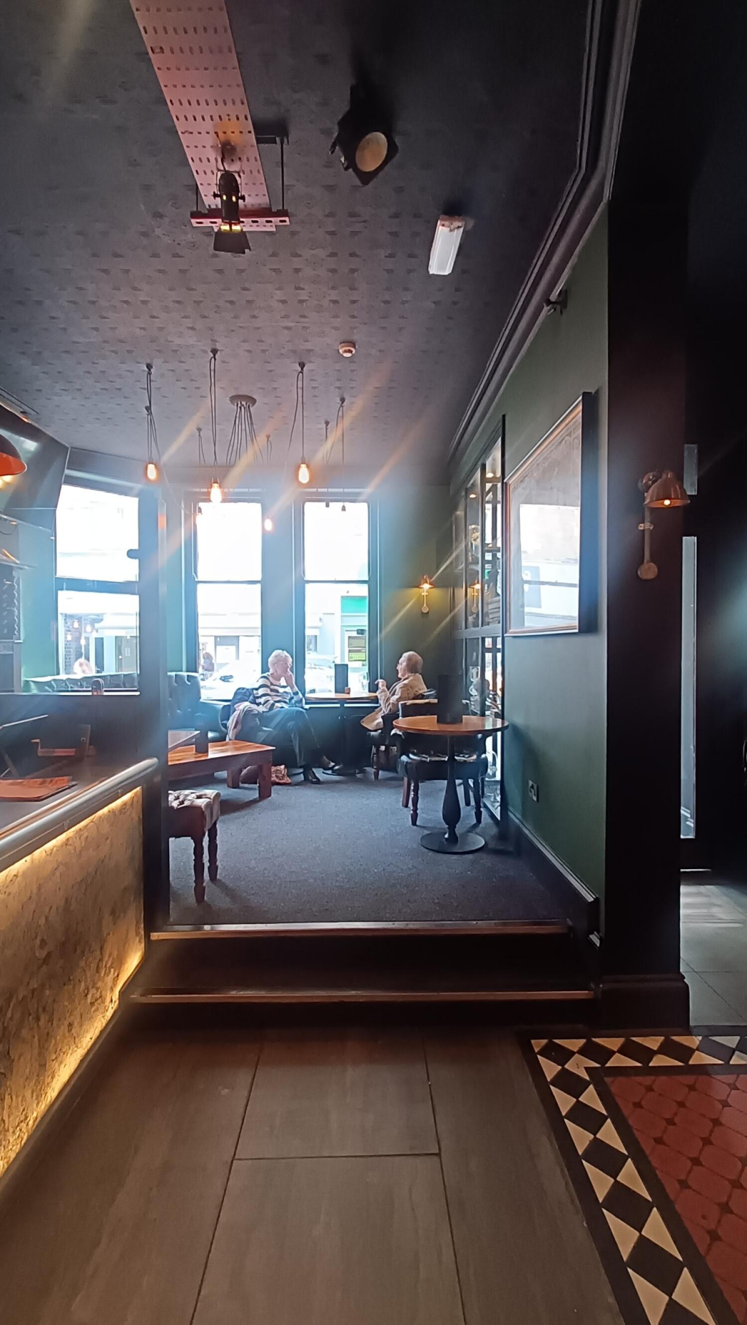 Indoor – Back or side space